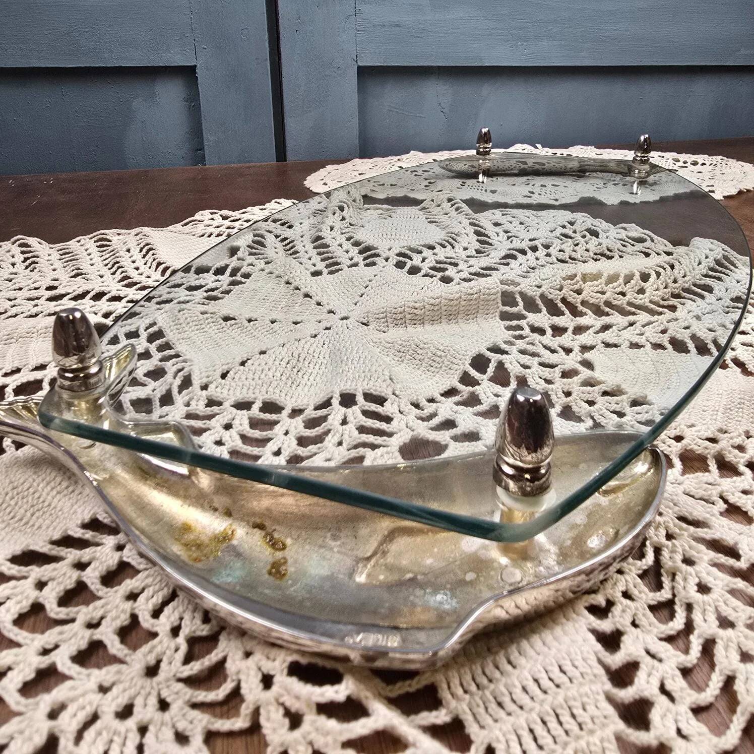 SILEA fish serving platter or dish in glass, with silver fish handles.
