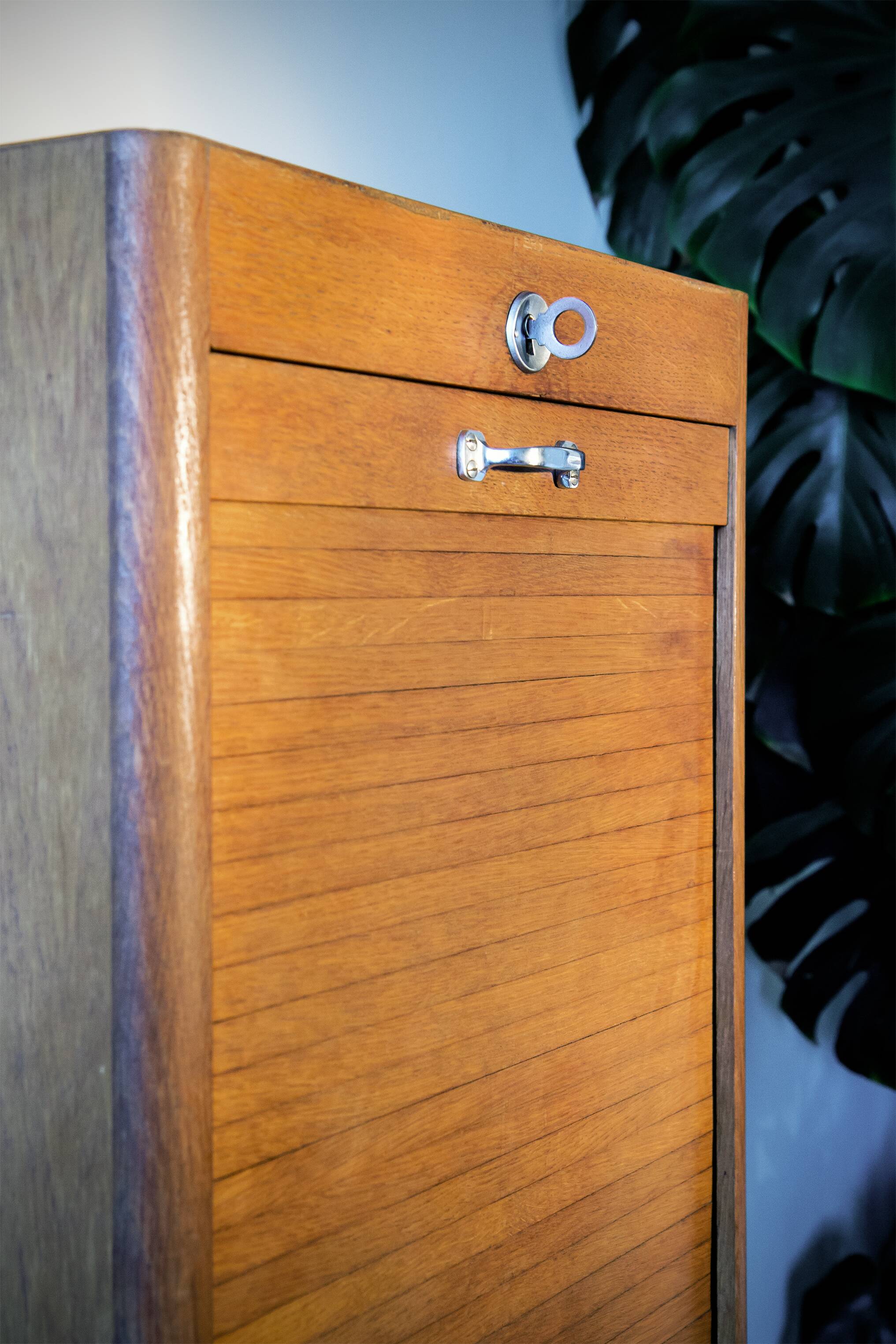 Curtain binder 50s, rounded