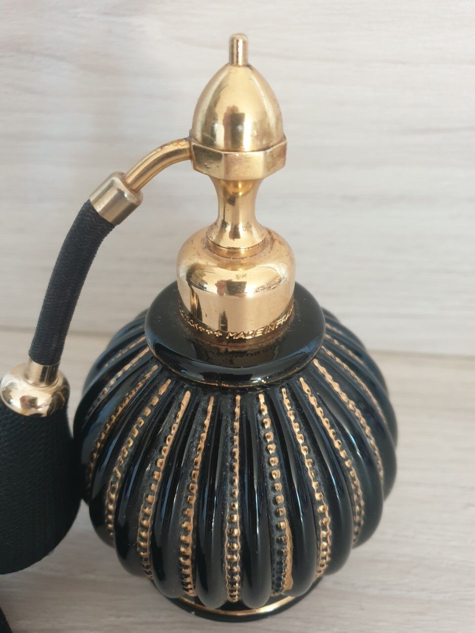 Antique perfume vaporizer