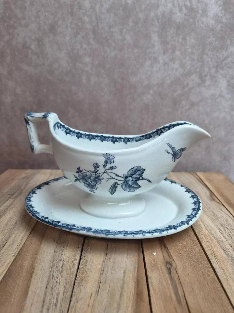 Antique sauce boat Sarreguemines bamboo shape – unlisted blue decoration – ironstone