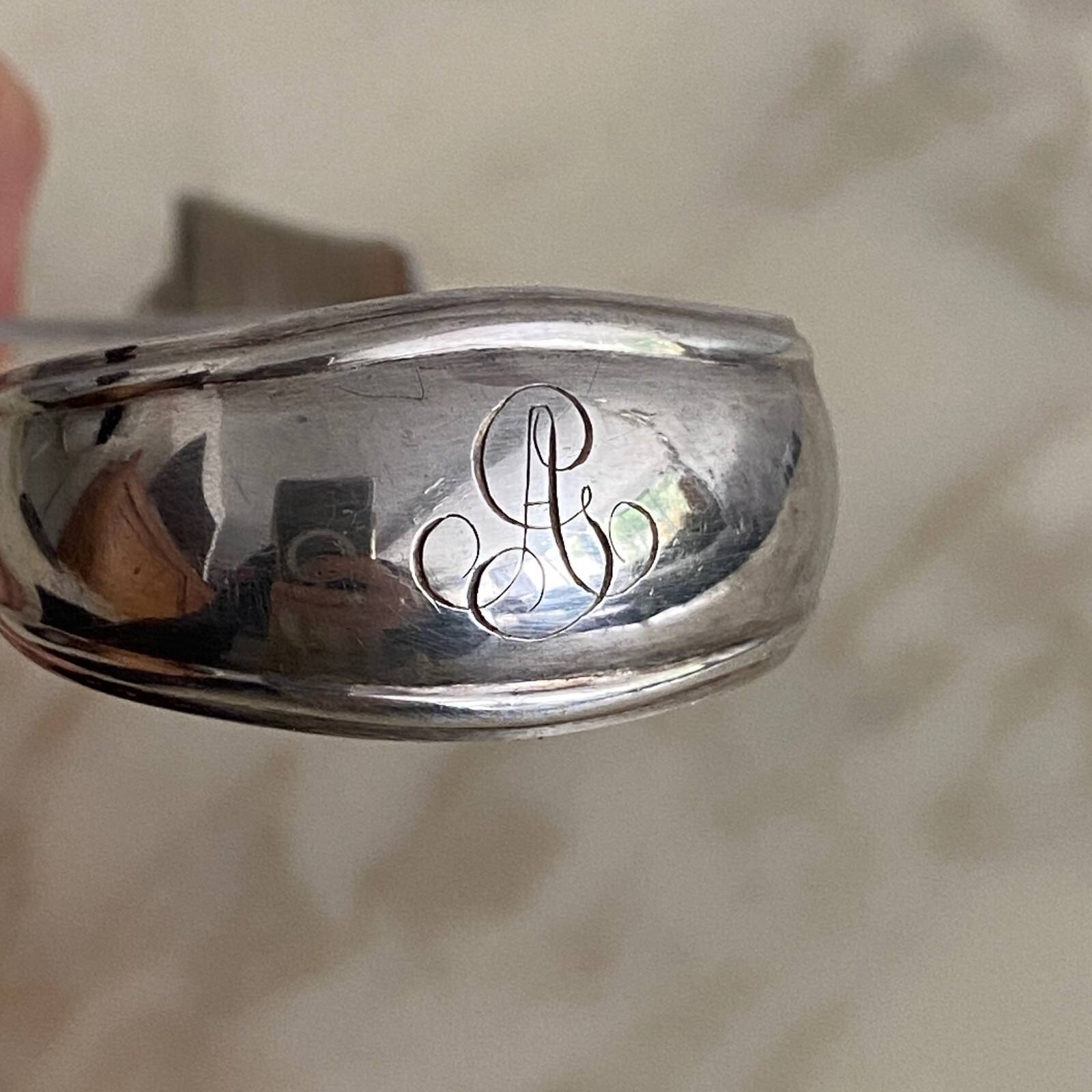 Silver asparagus tongs with Minerva hallmark, 19th century