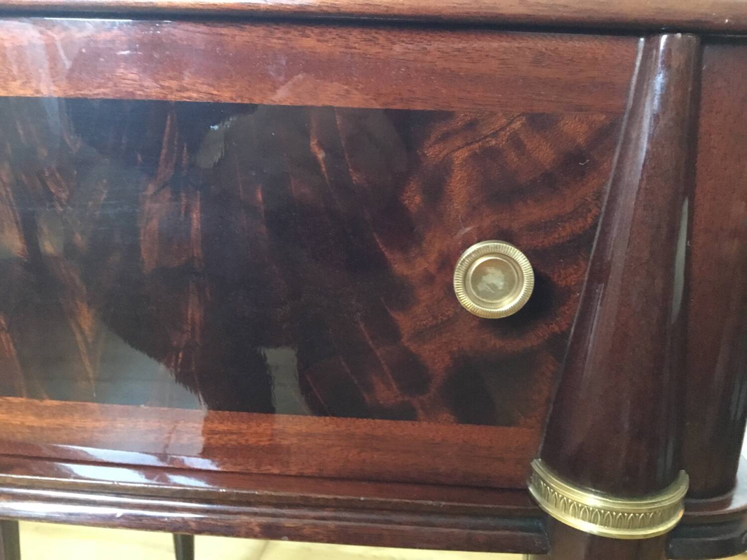 Pair of Italian bedside tables