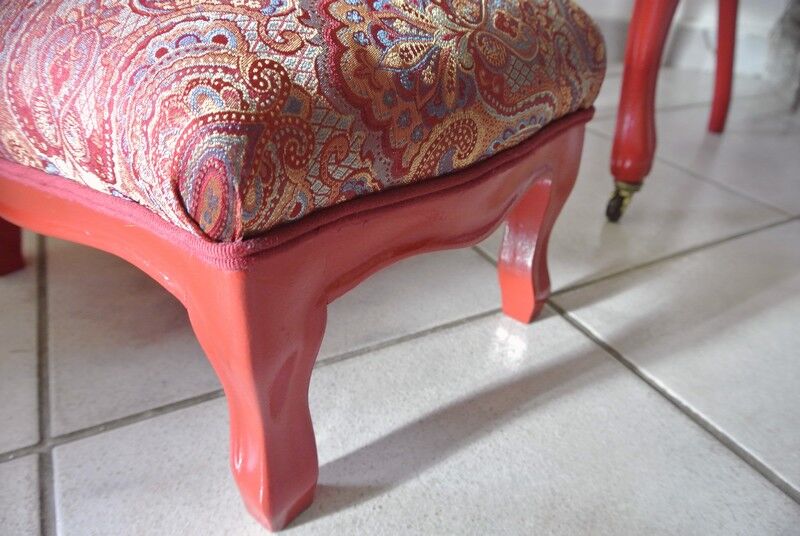 Restored red footrest