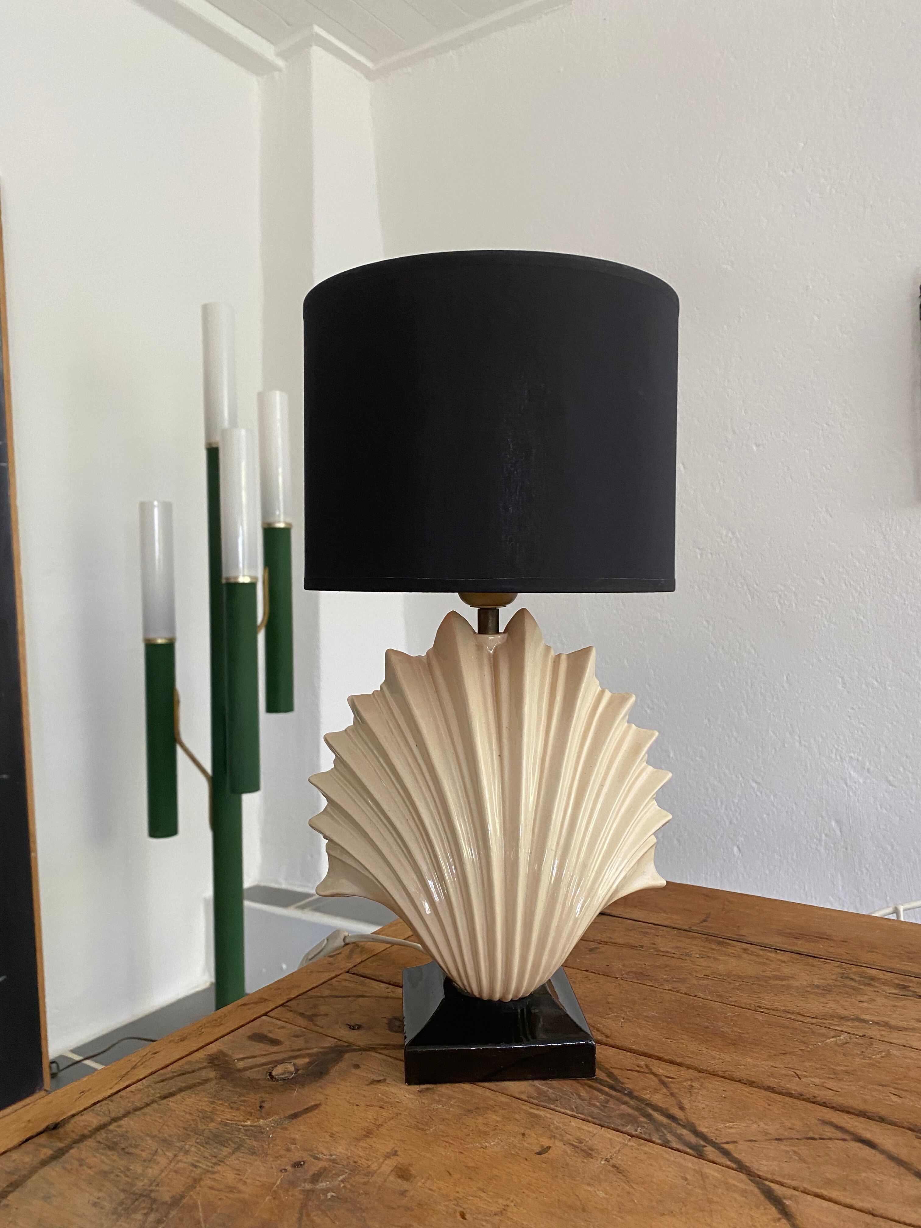 Vintage ceramic shell lamp 80s
