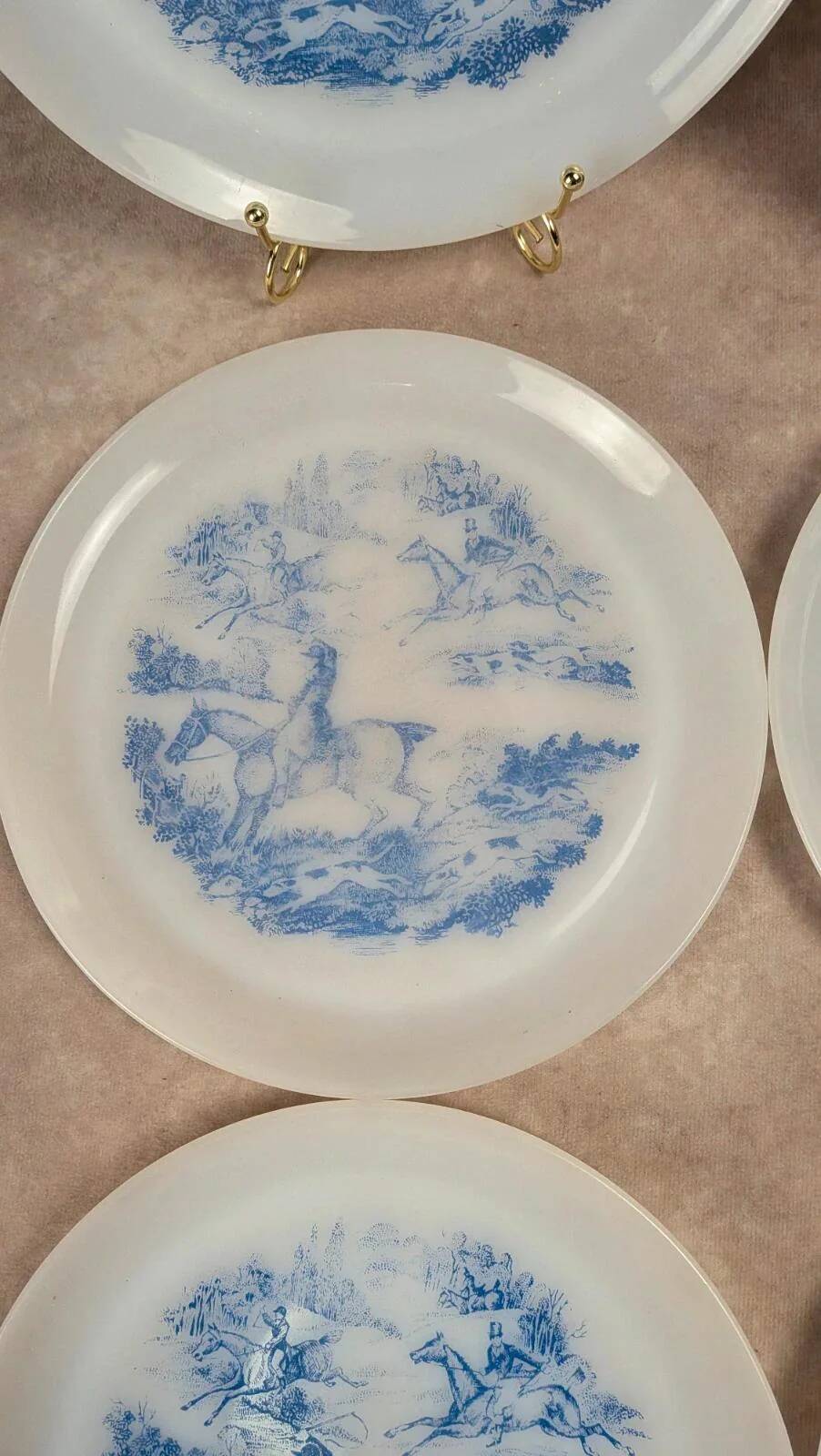 Lot de 6 assiettes Arcopal motif Chasse à courre