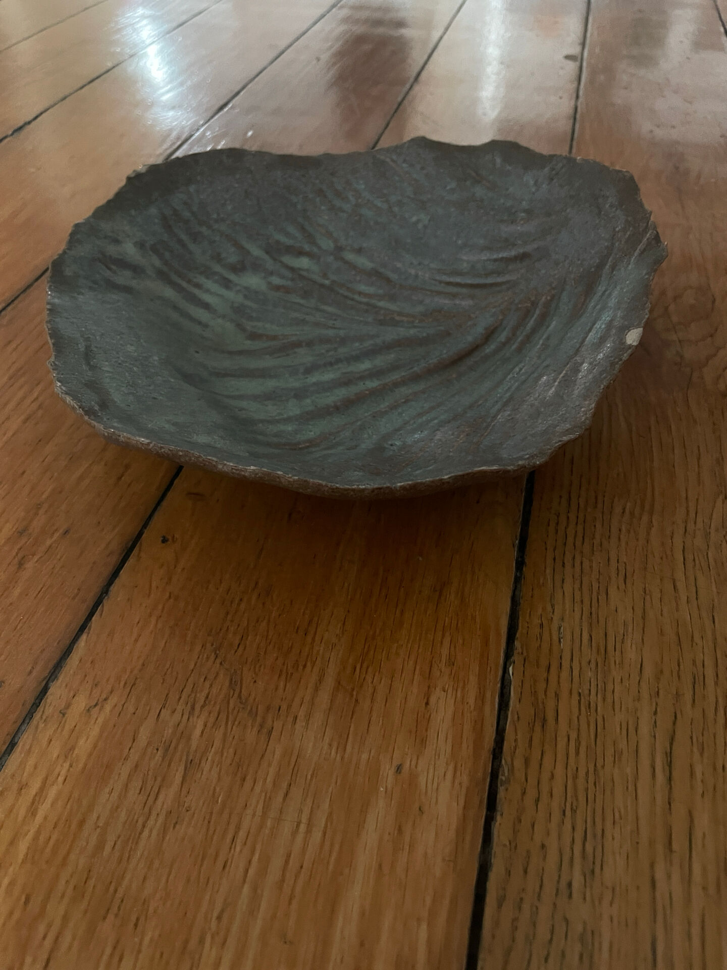Antique ceramic cabbage leaf catchall.