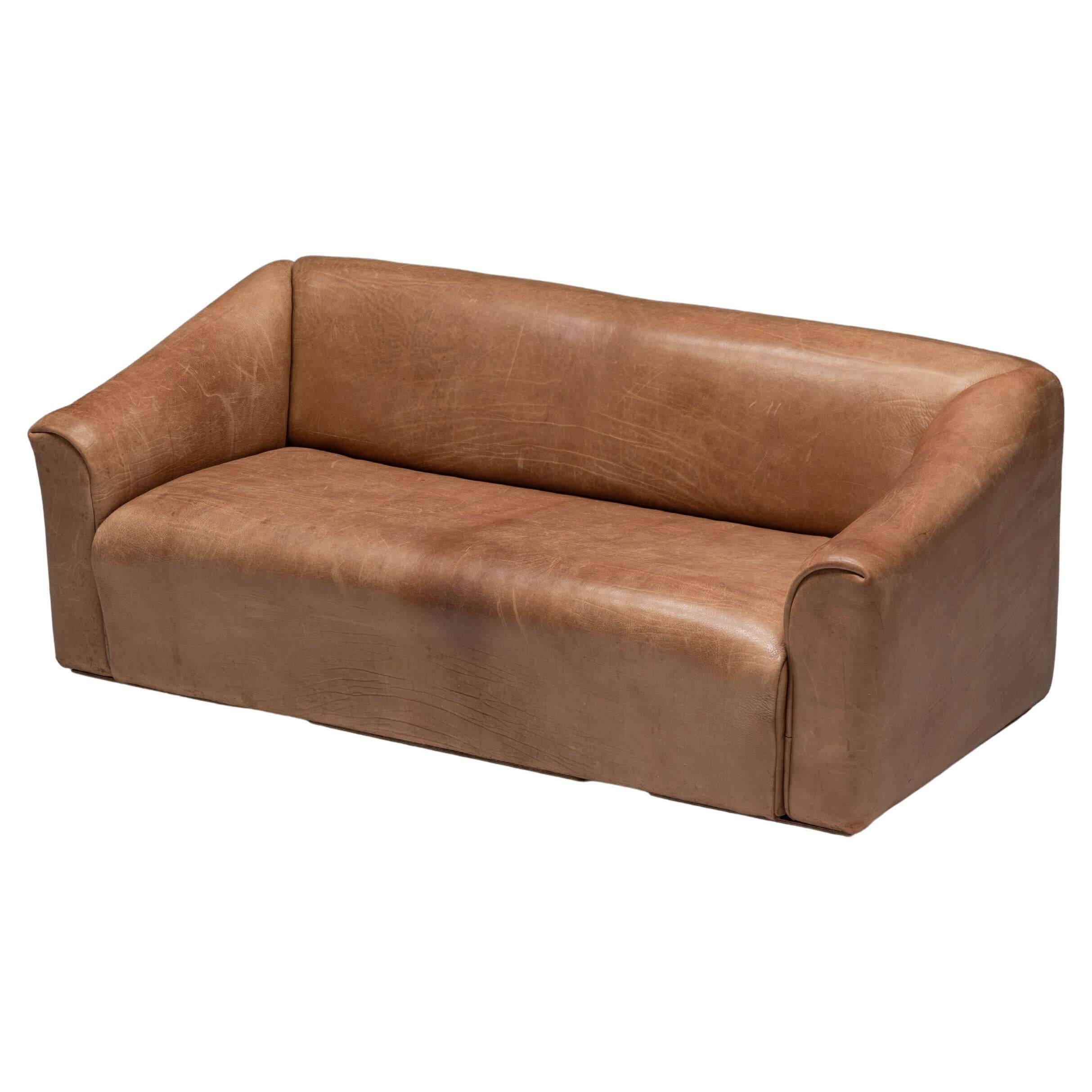 De Sede DS-47 bullhide leather sofa, Switzerland, 1970s