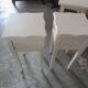 Paire de chevets en bois repeint