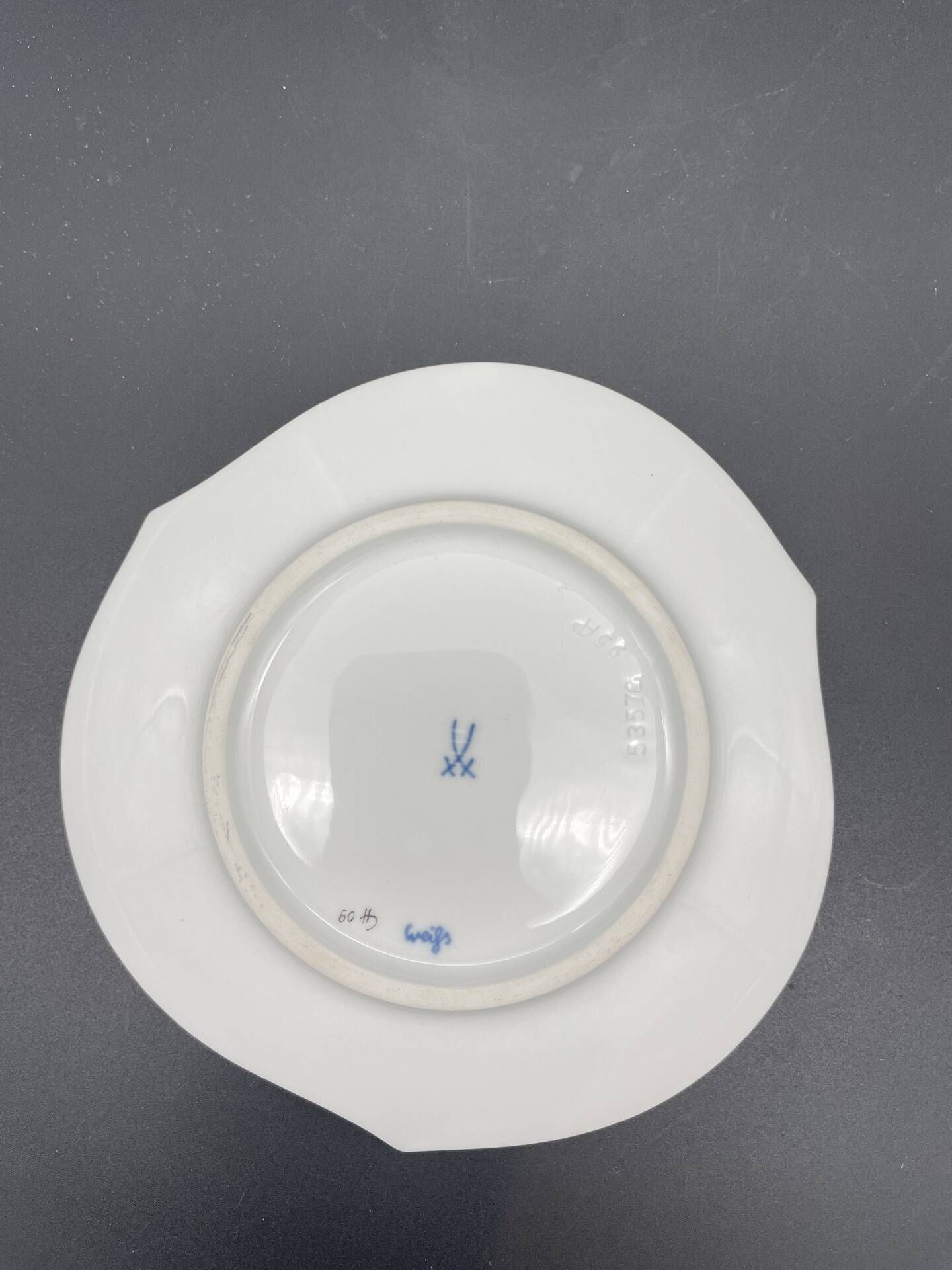 Meissen porcelain bowl Wellenspiel Relief – Sabine Wachs