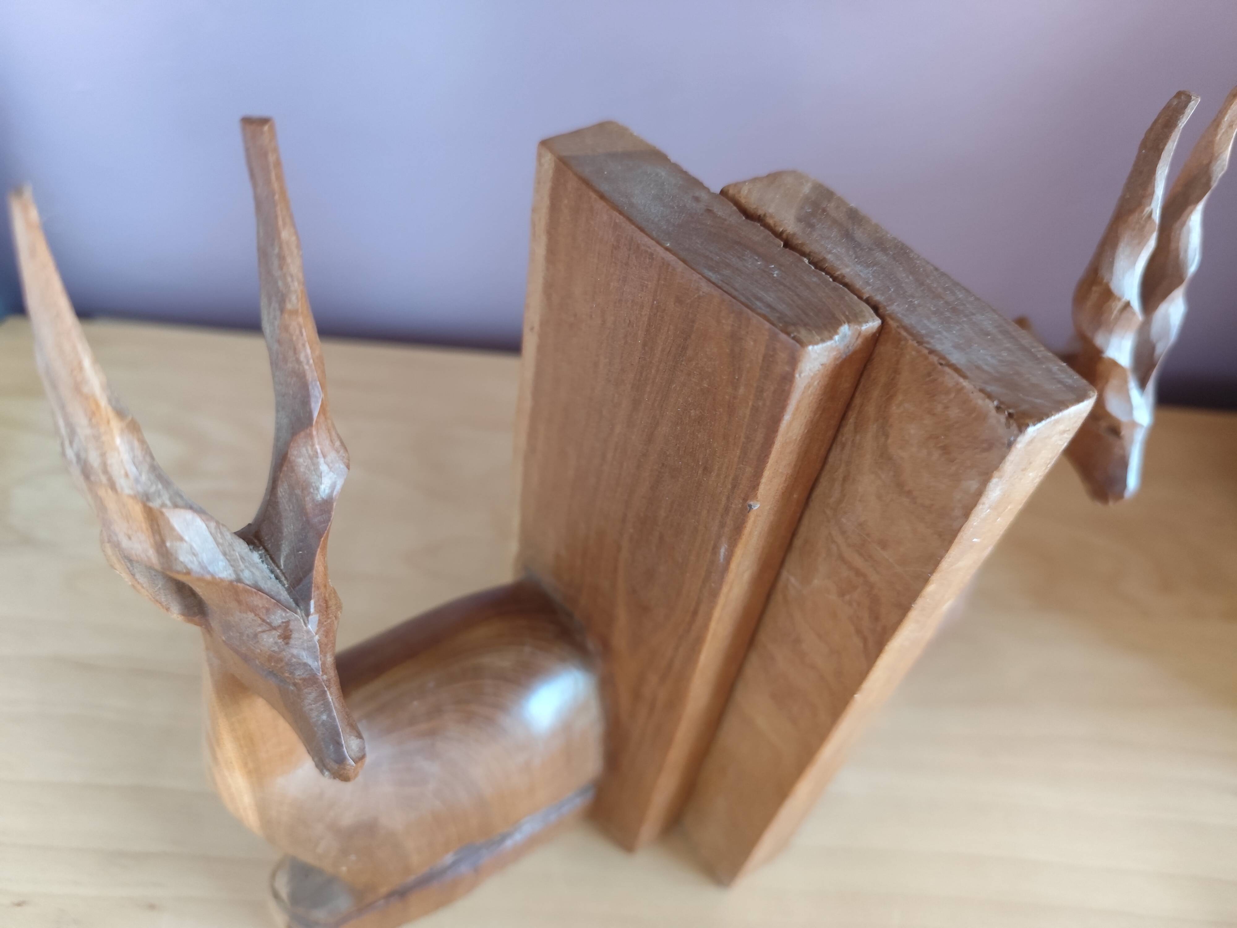 Paire de serre-livres cerfs vintage en chêne massif