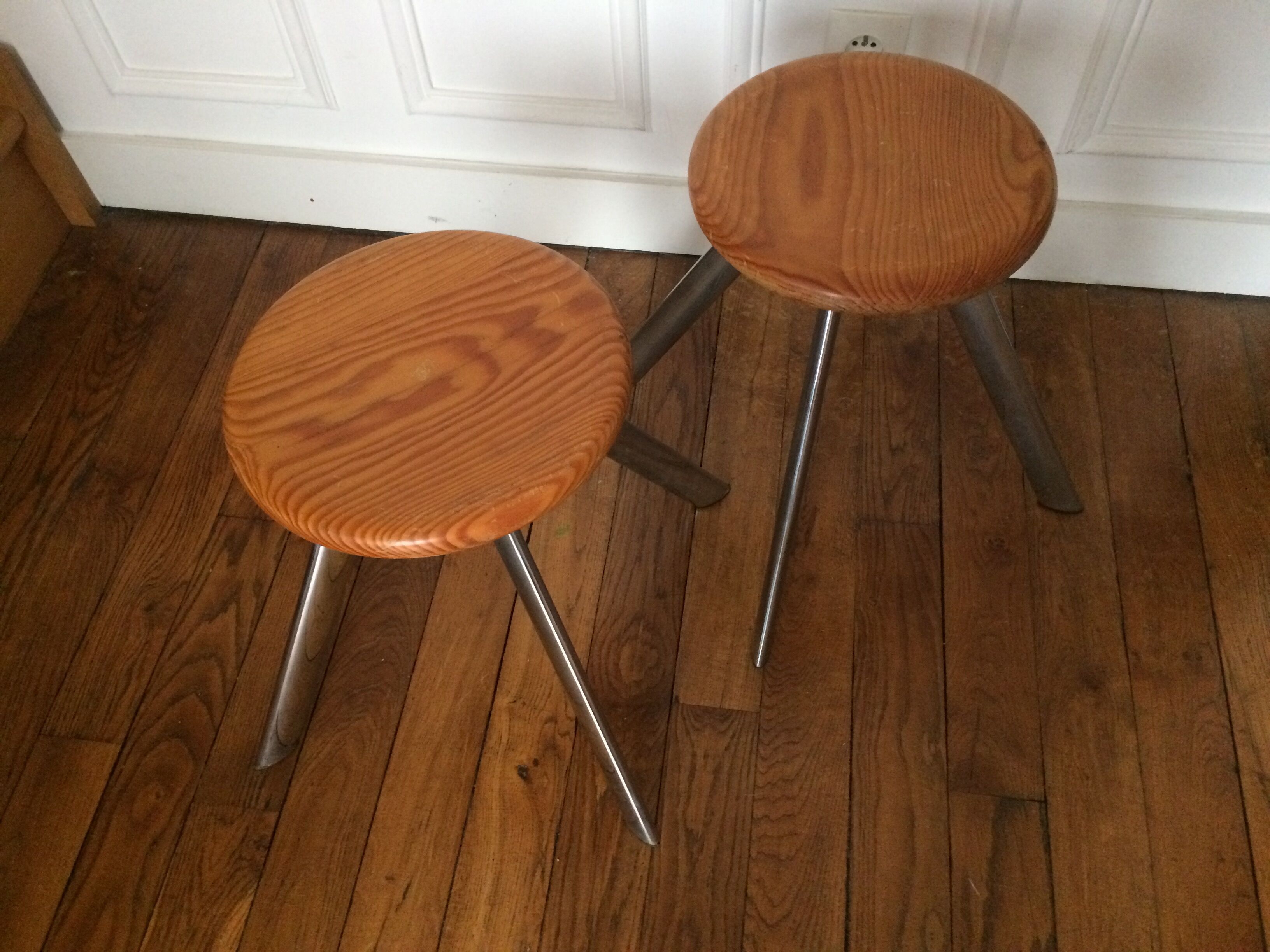 Pair of stools chrome and wood