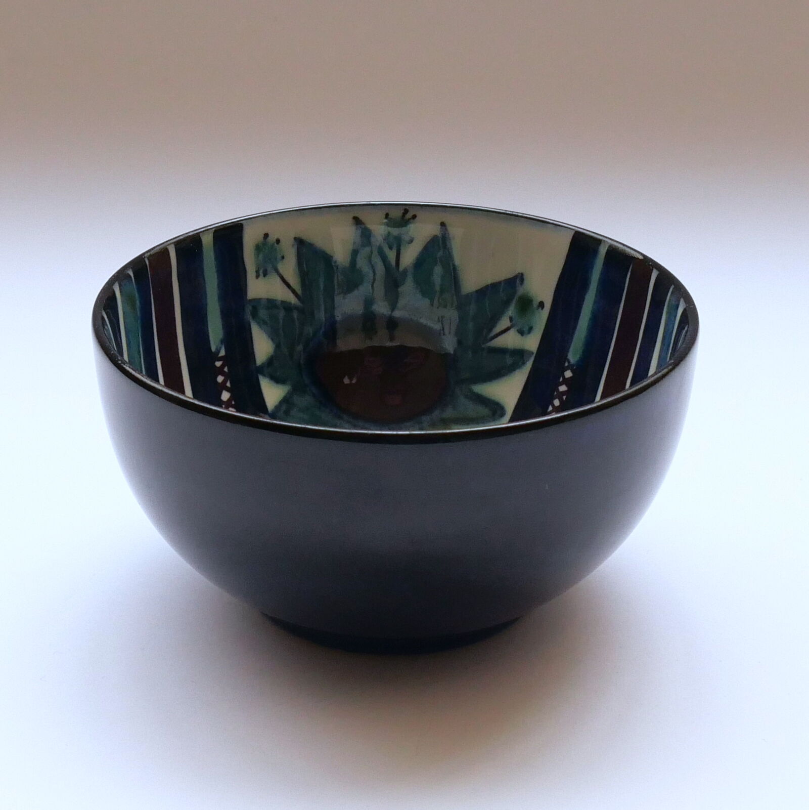 Earthenware bowl Tenera Series, Marianne Johnson - Royal Copenhagen, Fajance 1970