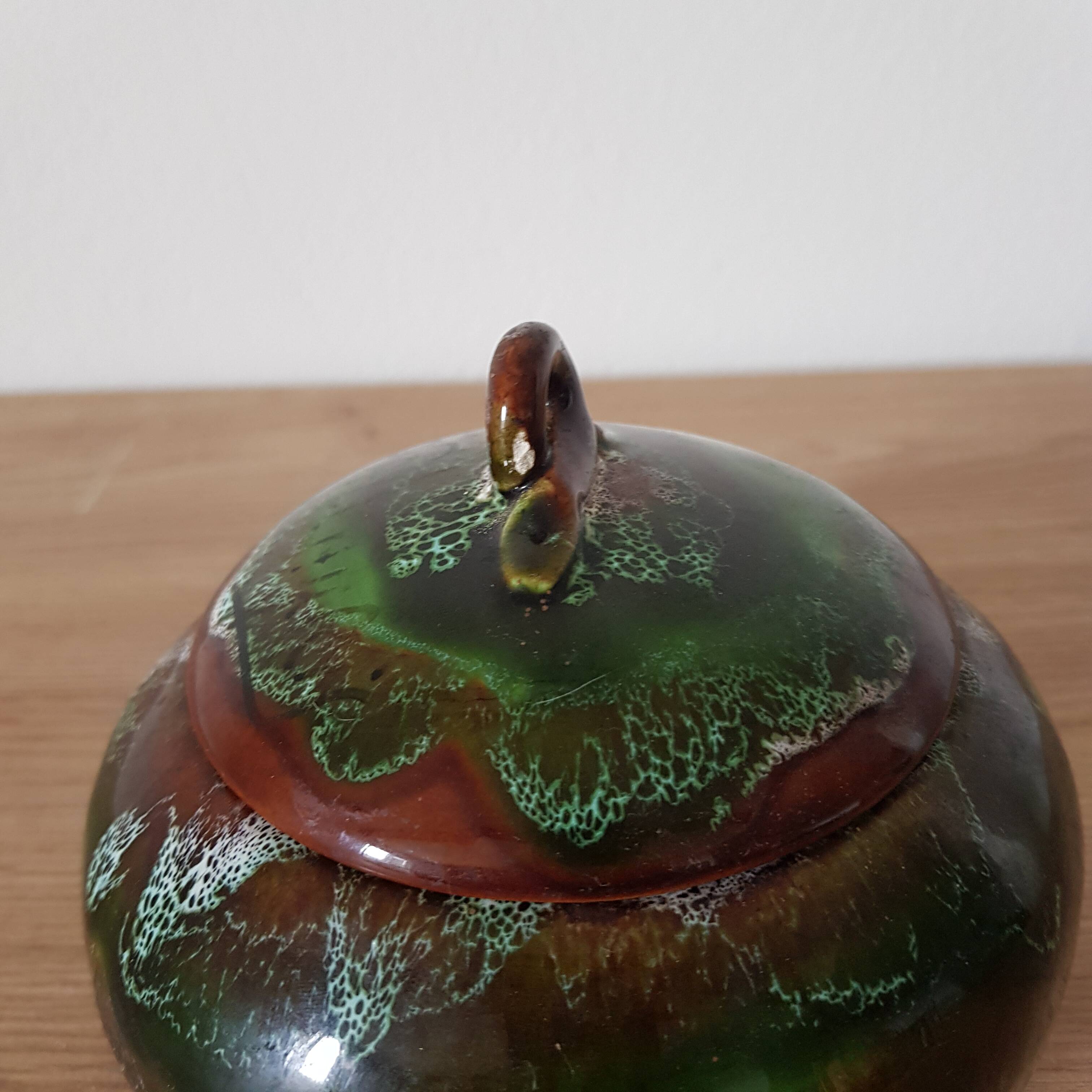 Small green Vallauris style candy box