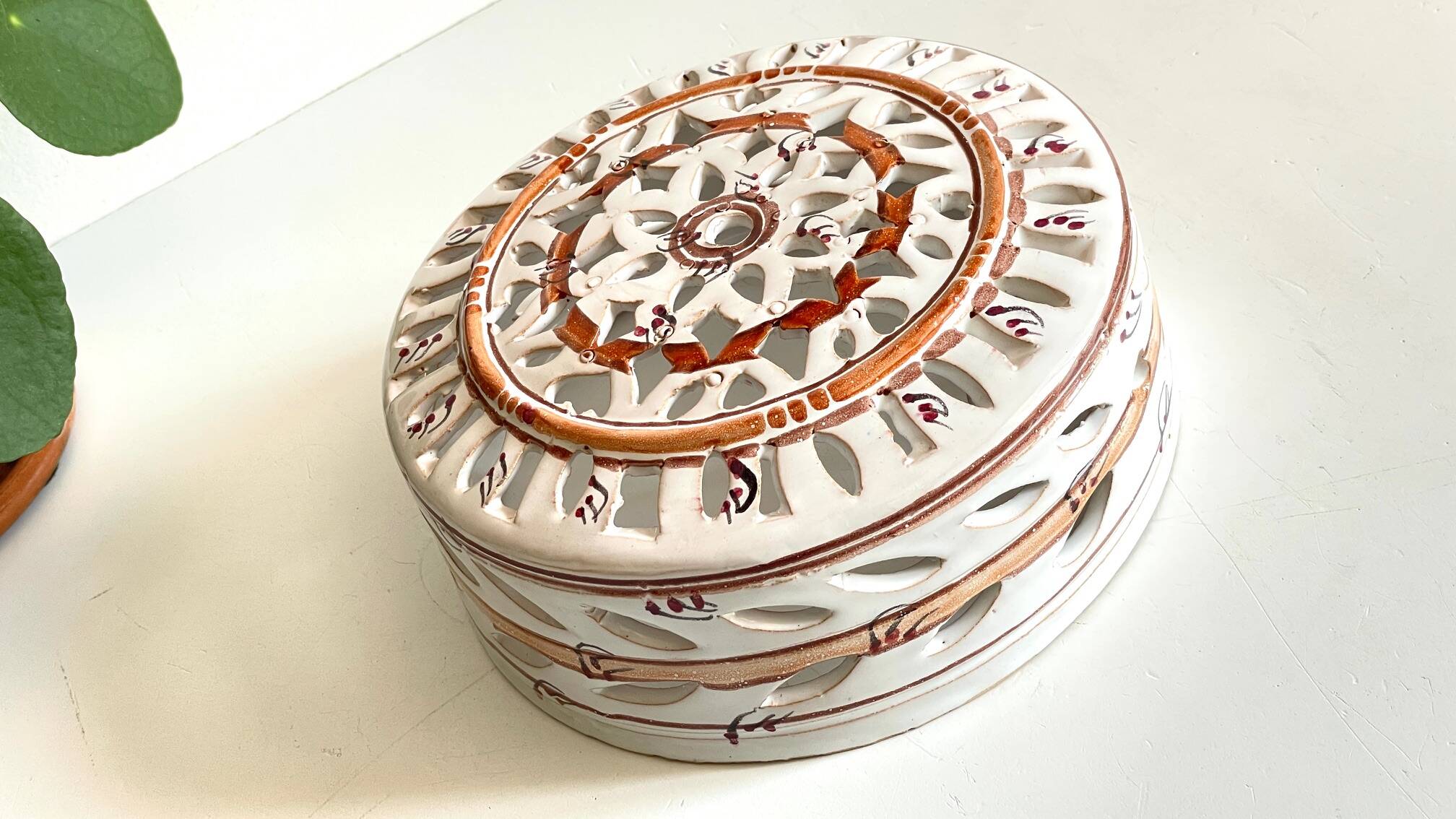 Handcrafted ceramic wall light