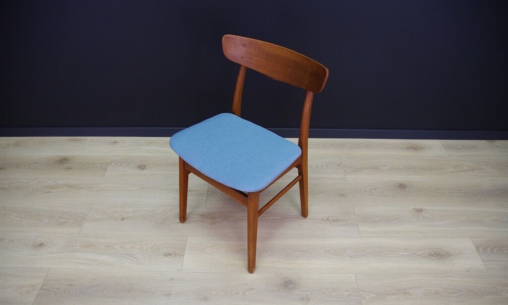 Set of 4 retro chairs from the 1960s