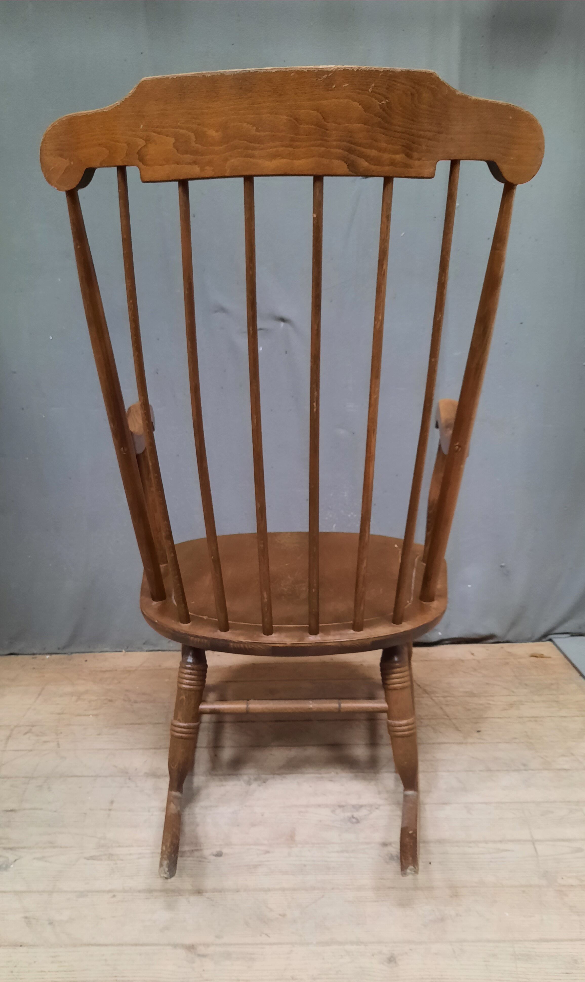 Rocking chair