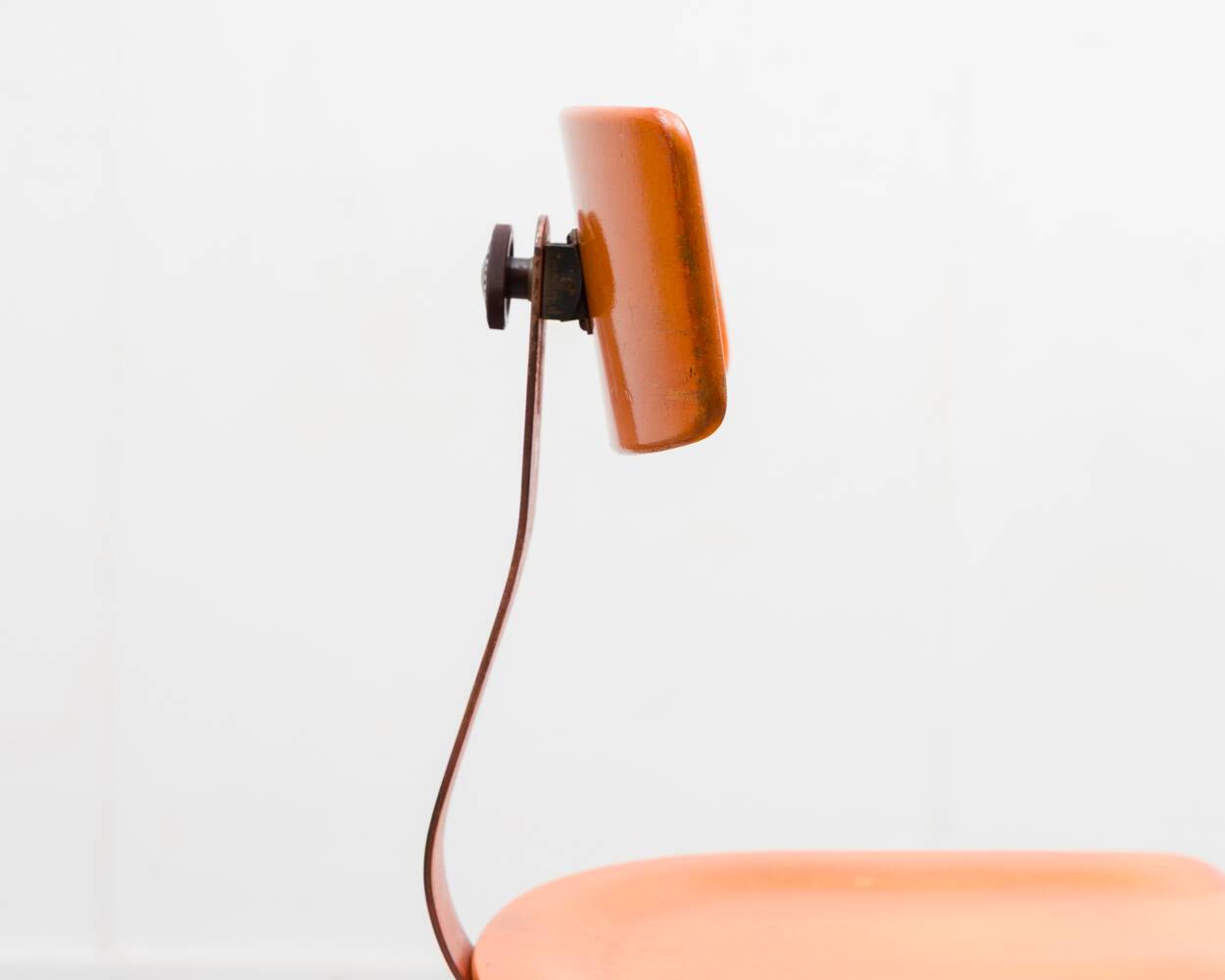 Office chair/architect's chair with industrial design,