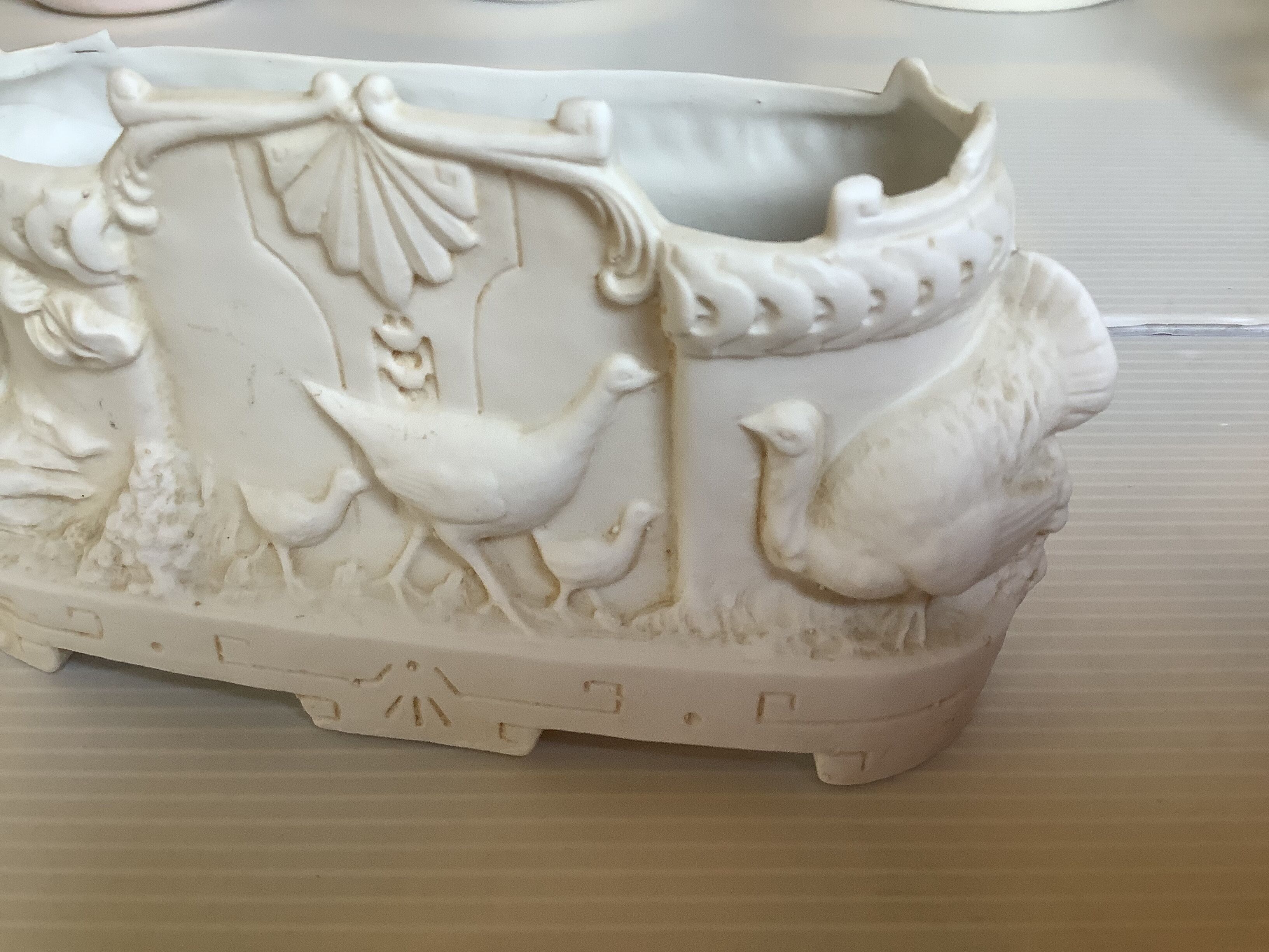 Pair old mini biscuit planters