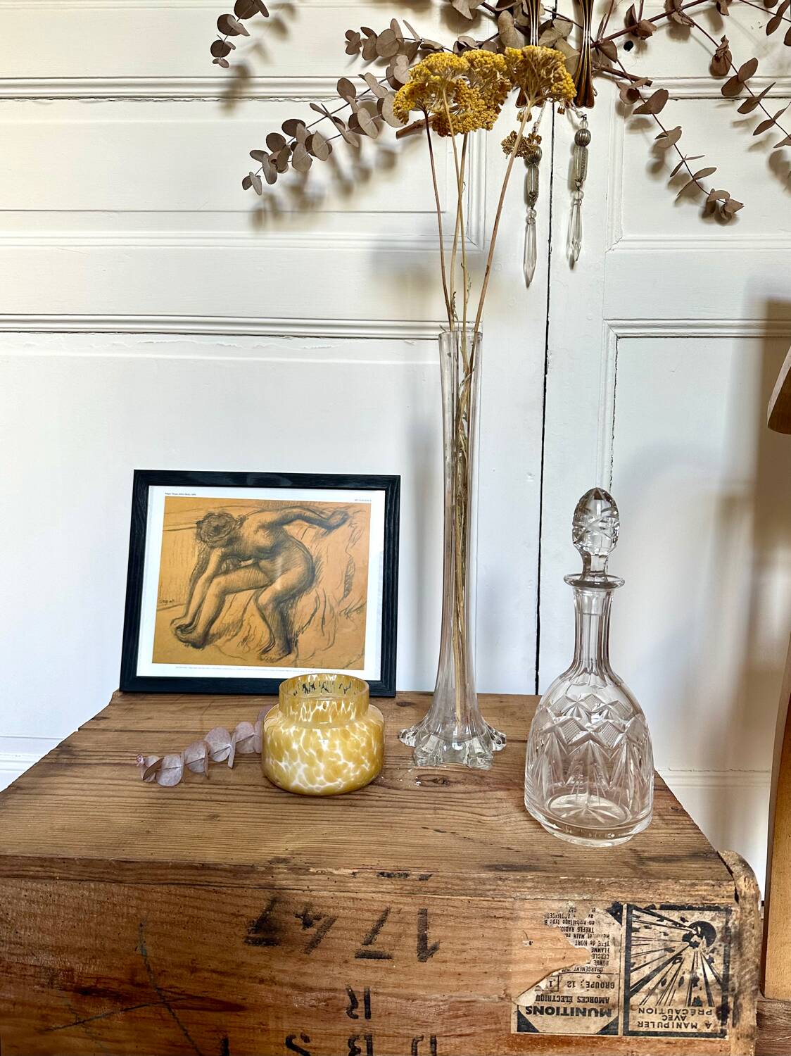 Small carafe and its chiseled glass stopper