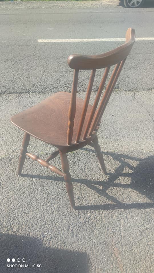 Set of 6 "Menuet" model chairs by Baumann circa 1960