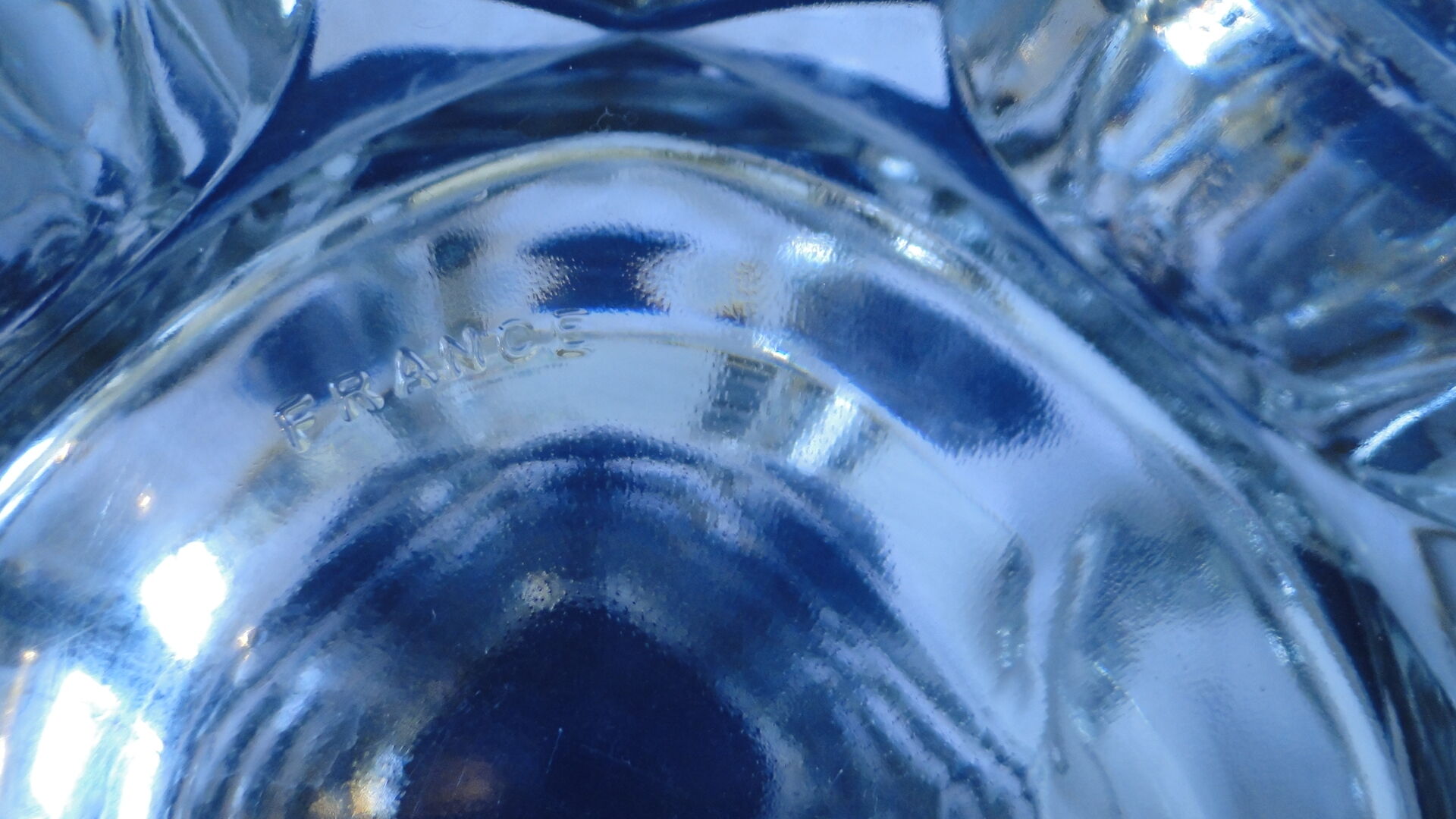 Vase ancien verre transparent 4 faces annees 60