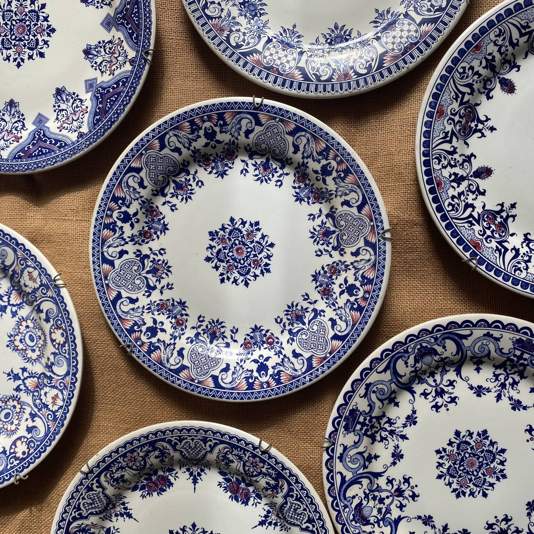 Flat plates Gien Renaissance, wall decoration
