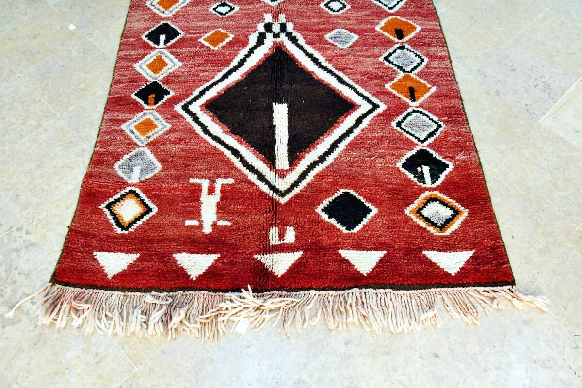 Moroccan Berber rug Boujaad 205 x 130 cm red