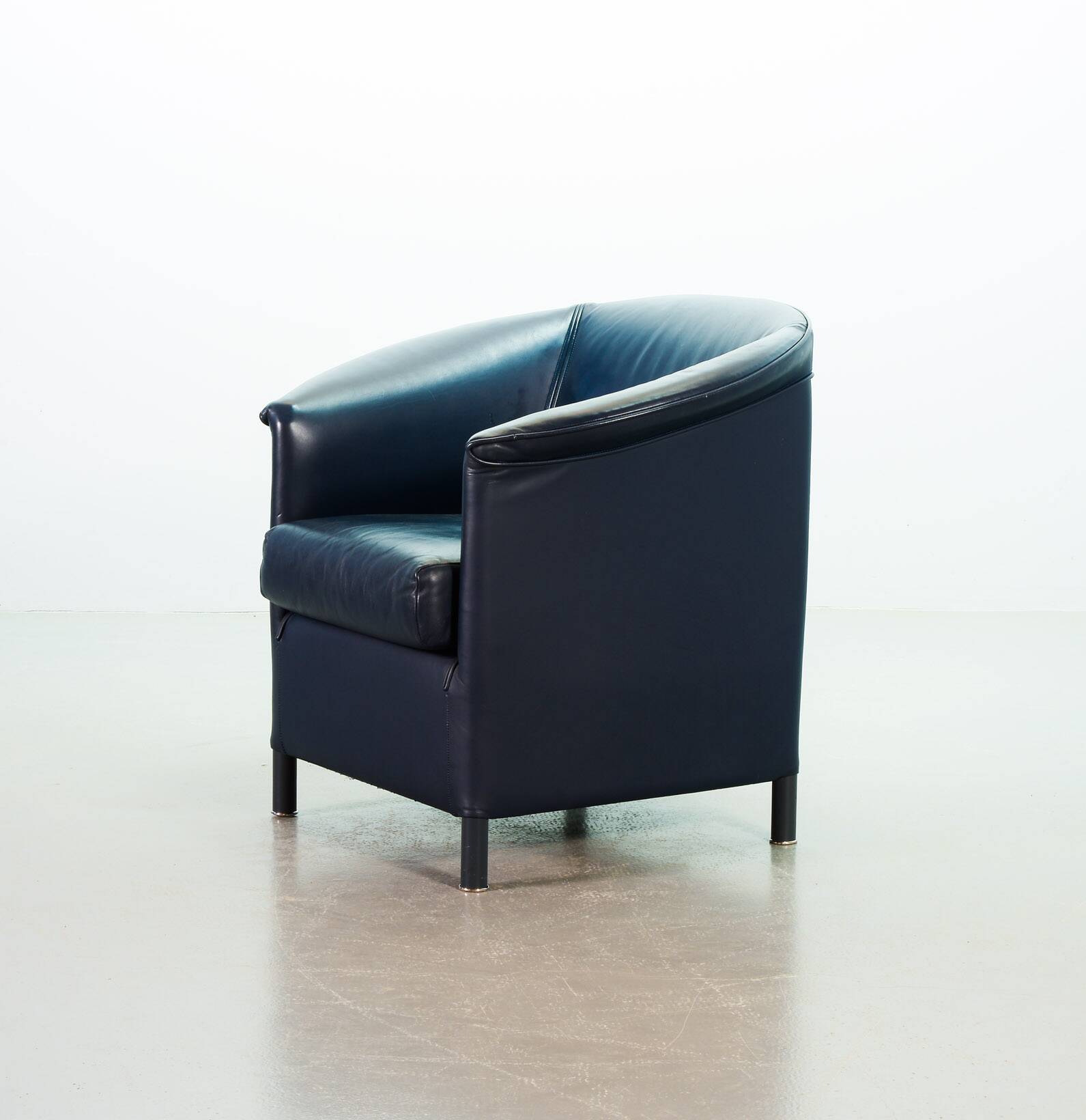 Wittmann Petrol Soft Leather Club Chair Model Aura  Designed by Paolo Piva