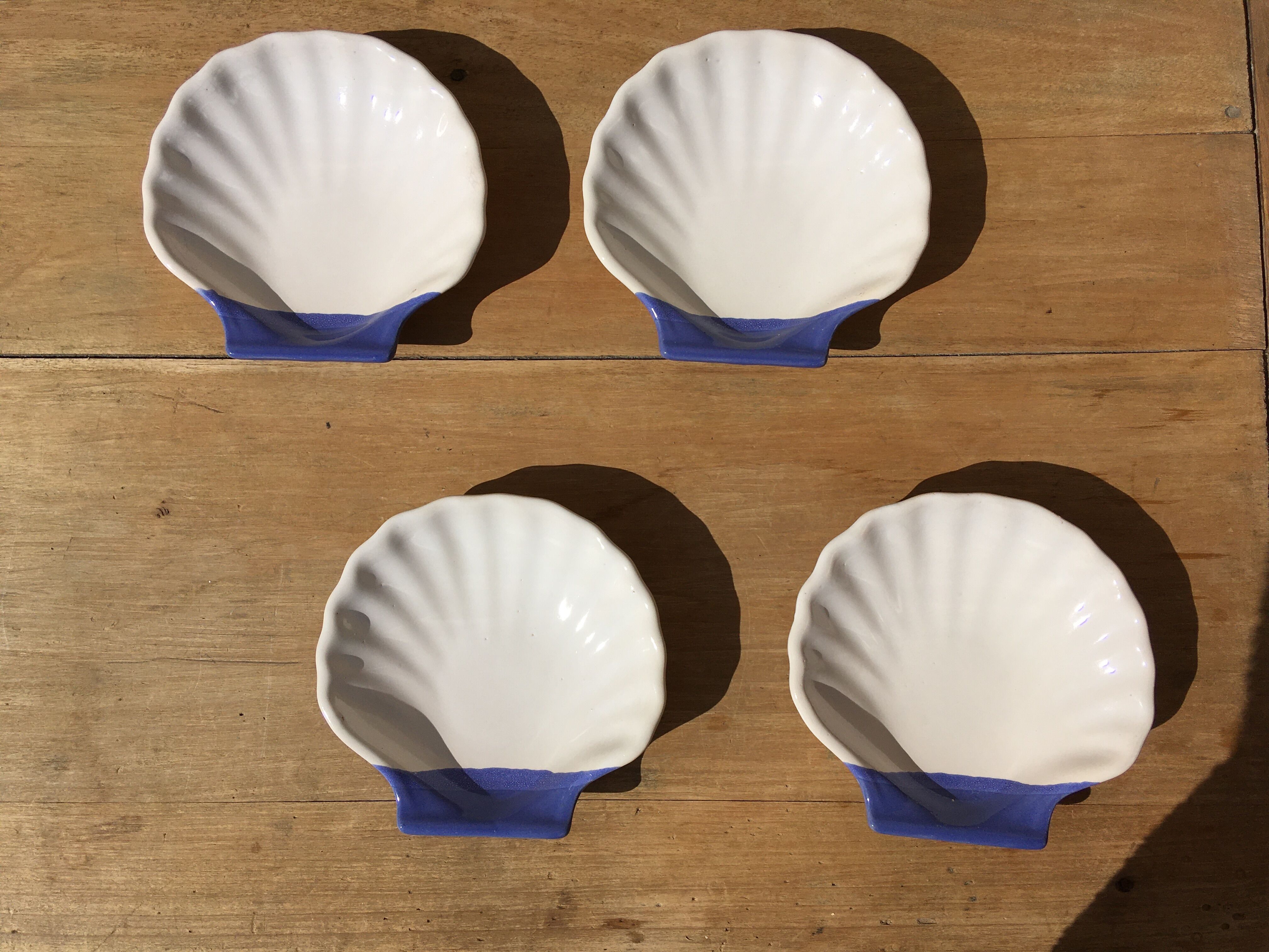 Blue & white St Jacques cups