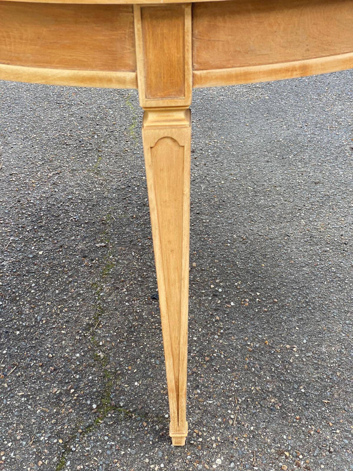 Extendable oval round table renovated in raw Louis XVI oak 200cm