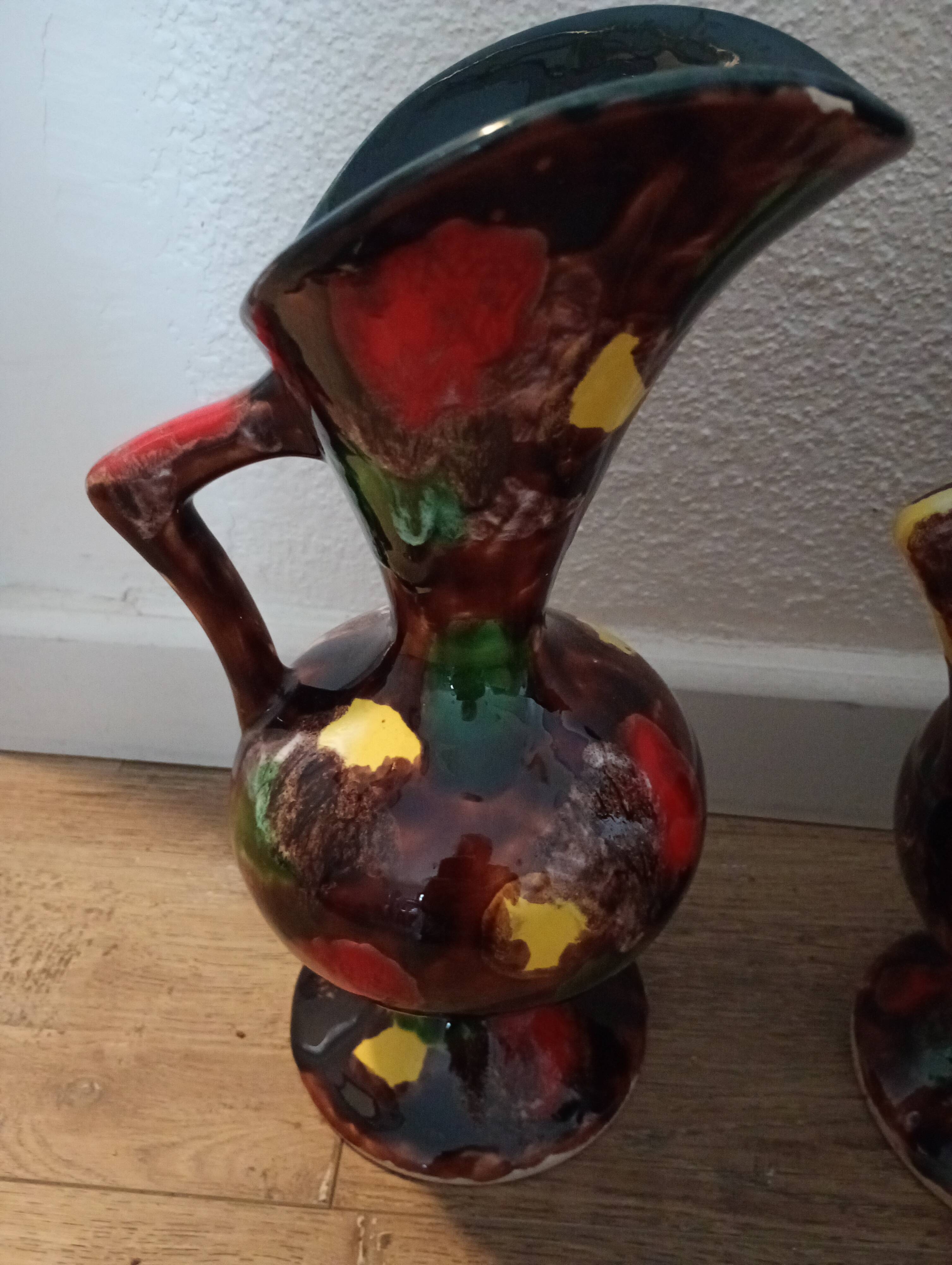 2 vases A. Dressinval