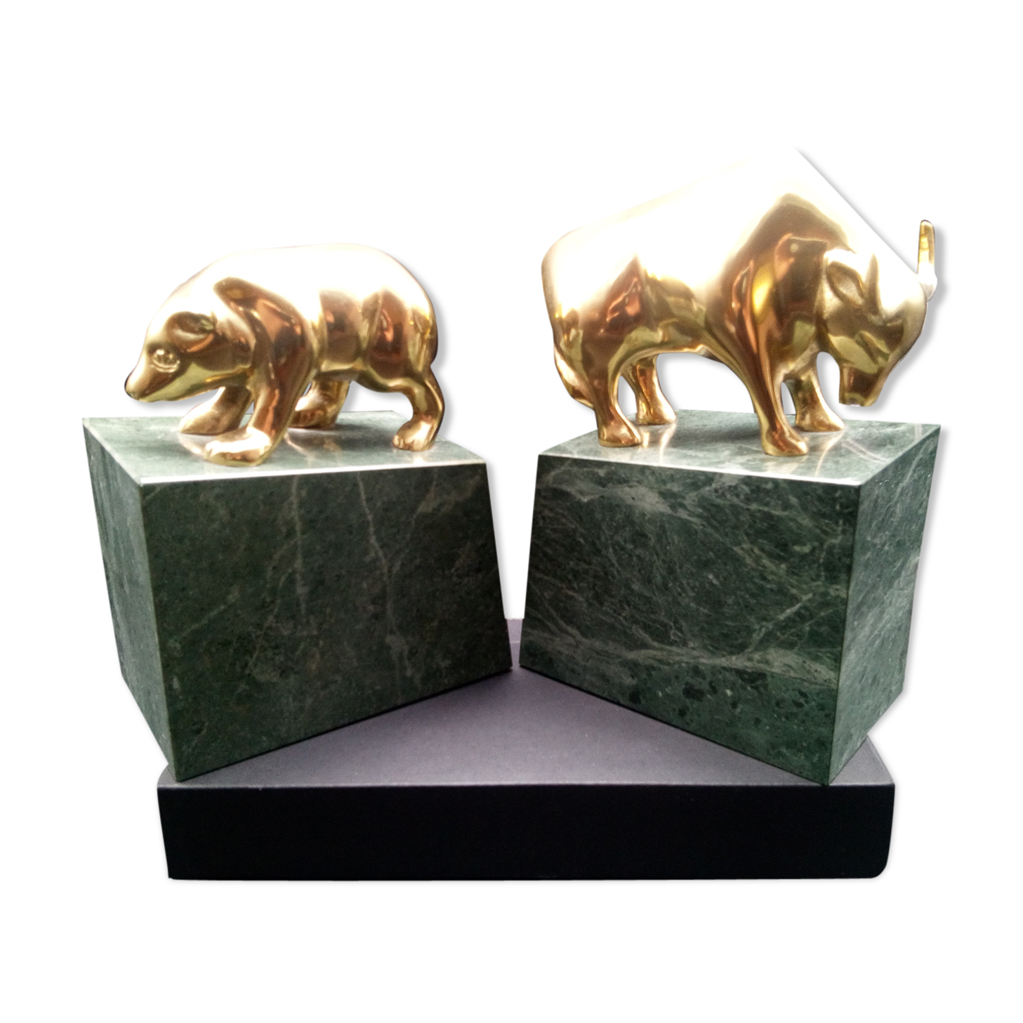 Pair of greenhouse book in bronze and marble "bear and bull"