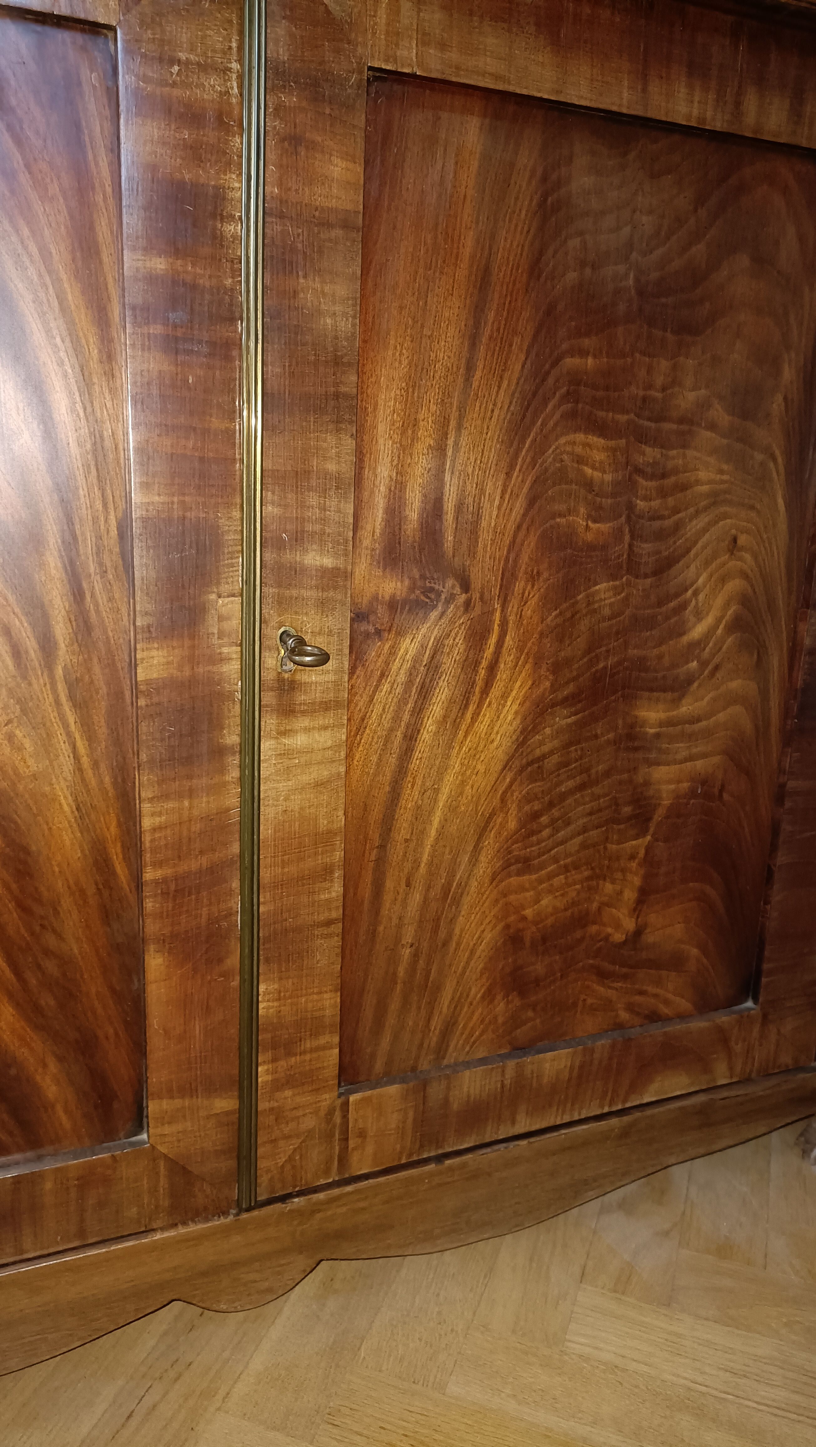 English mahogany buffet XIXth