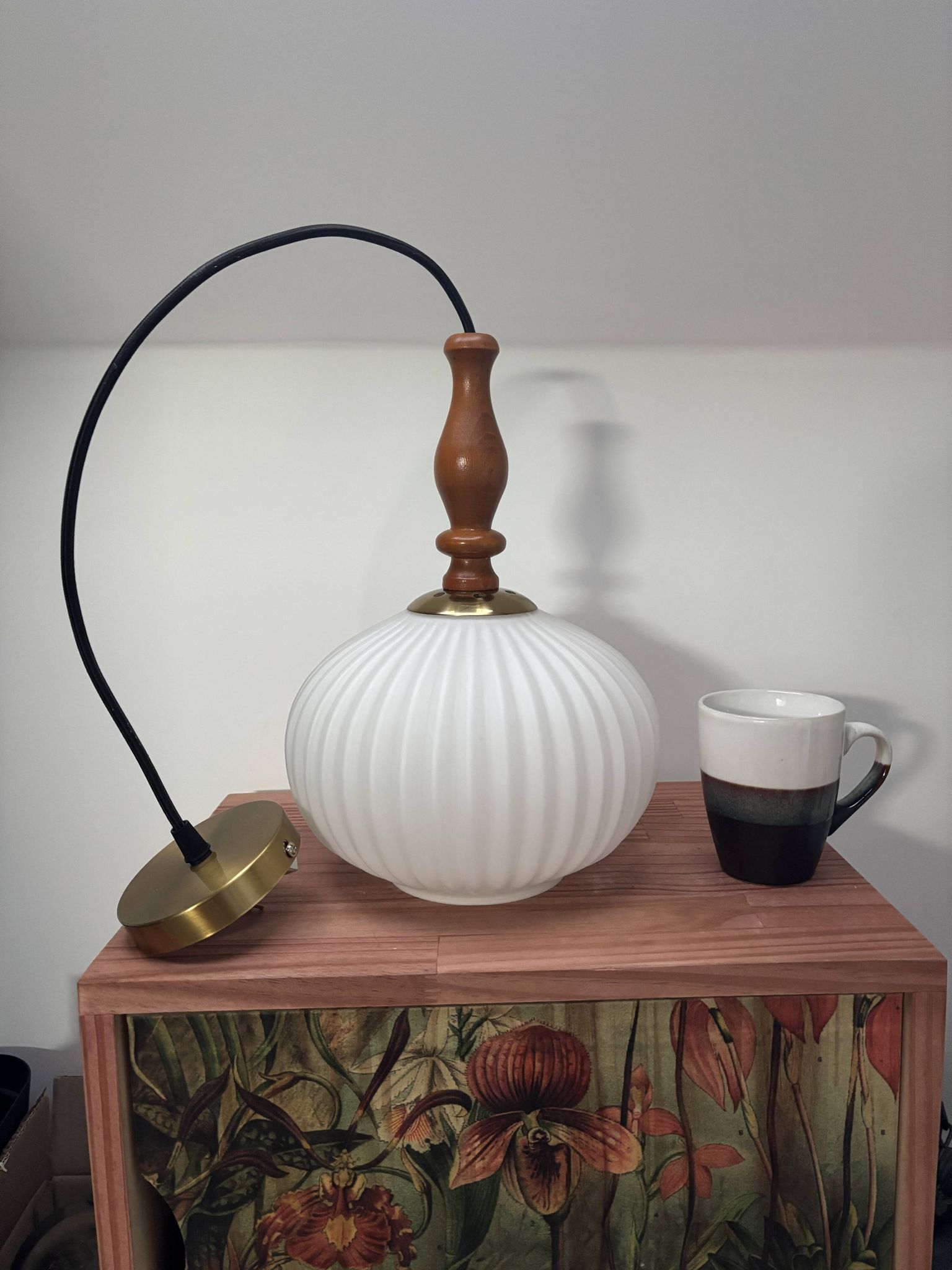 Vintage Scandinavian pendant light in white pleated opaline
