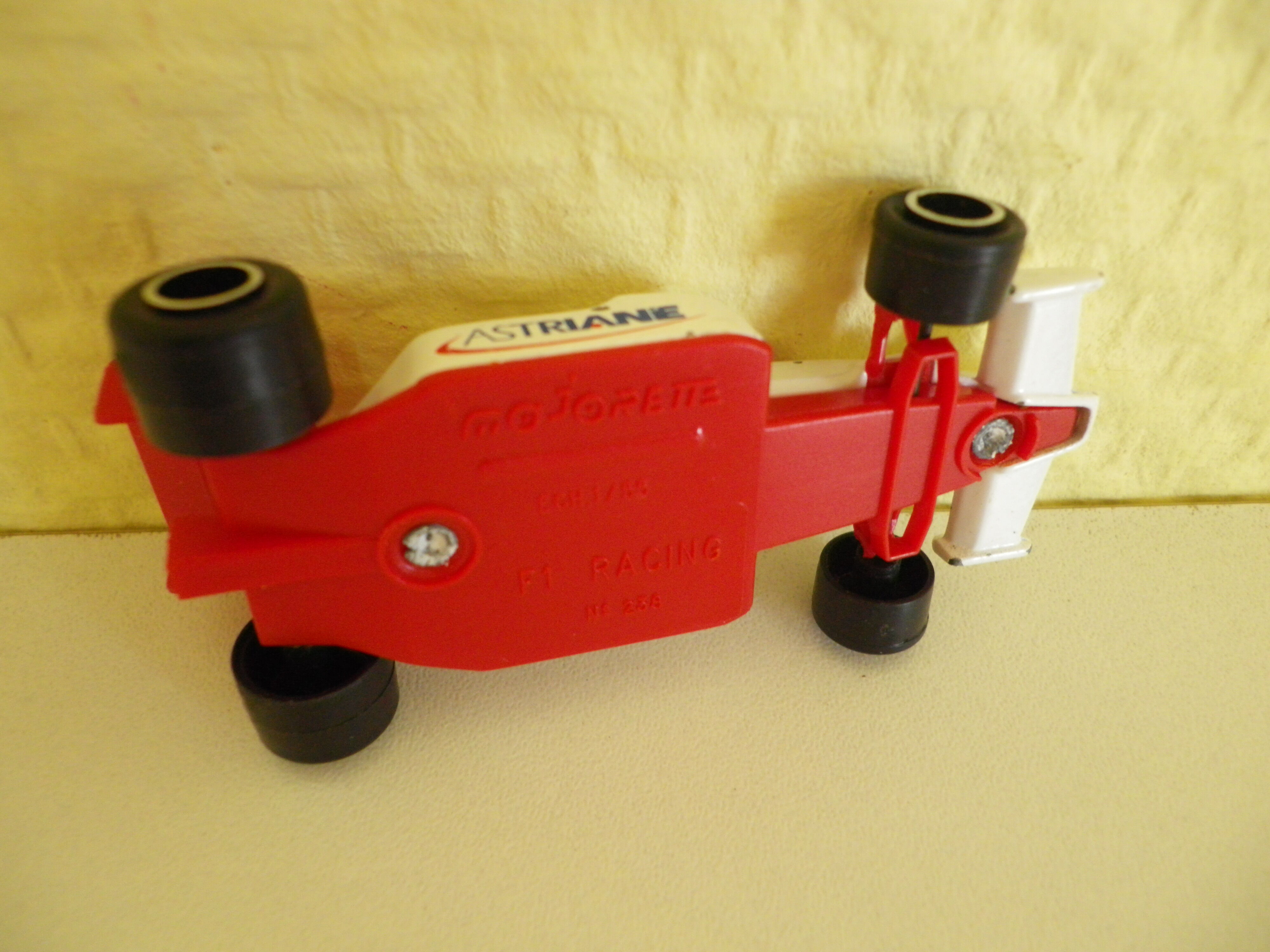 F1 Racing-Astriane, 1/55, Majorette, metal