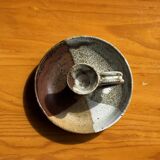 Small hand-held candle holder in two-tone brown and gray stoneware H6.5