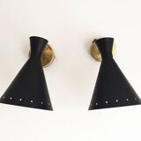 Pair of Italian wall lights in brass and lacquered iron, 1950s design