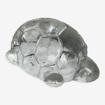 Glass paperweight