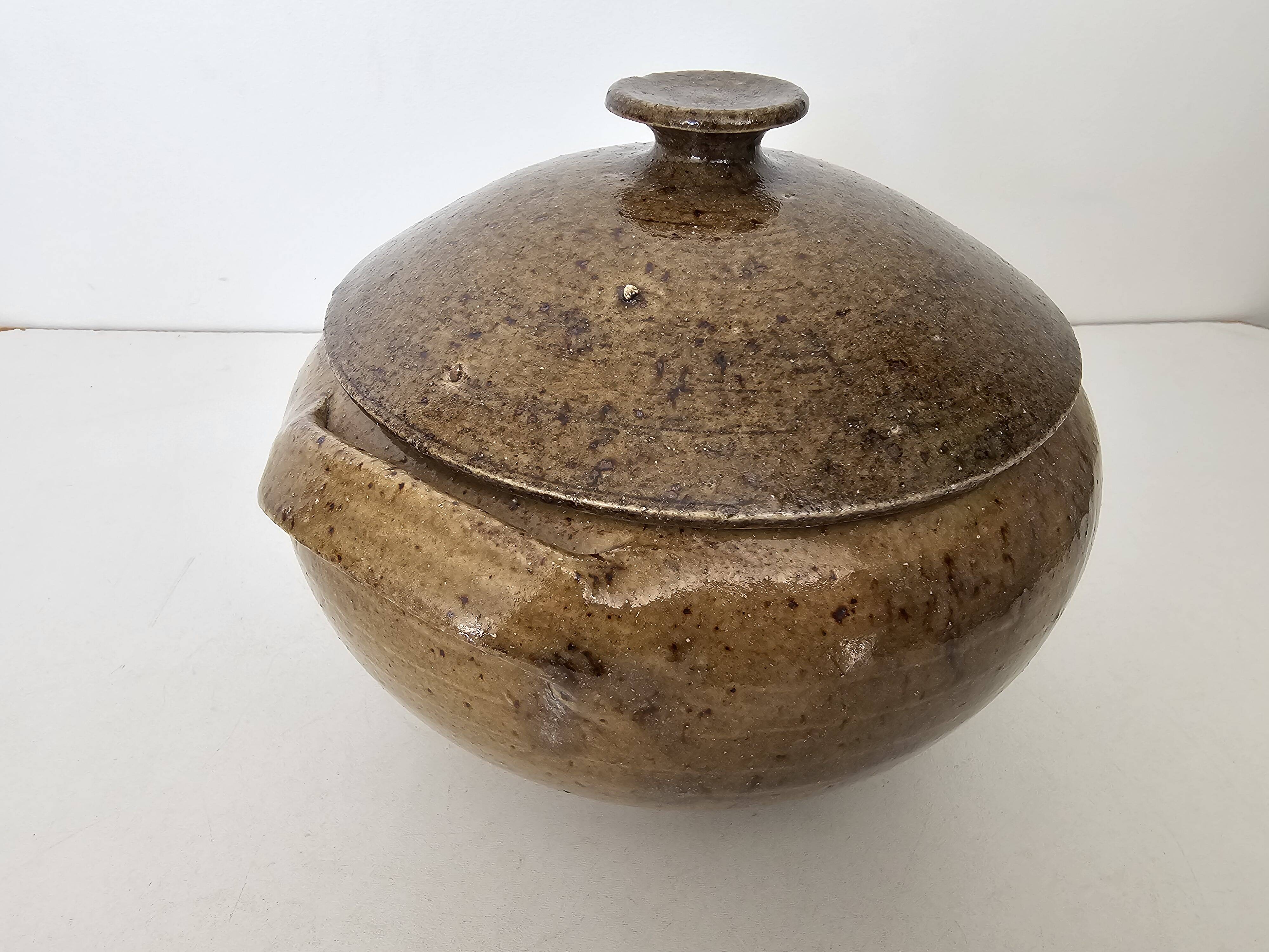 Pot à couvert en grés poterie du bois de Laud - Montélimar