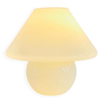 Lampe de table en champignon opaline par Paolo Venini pour Murano, Italie, années 1970.