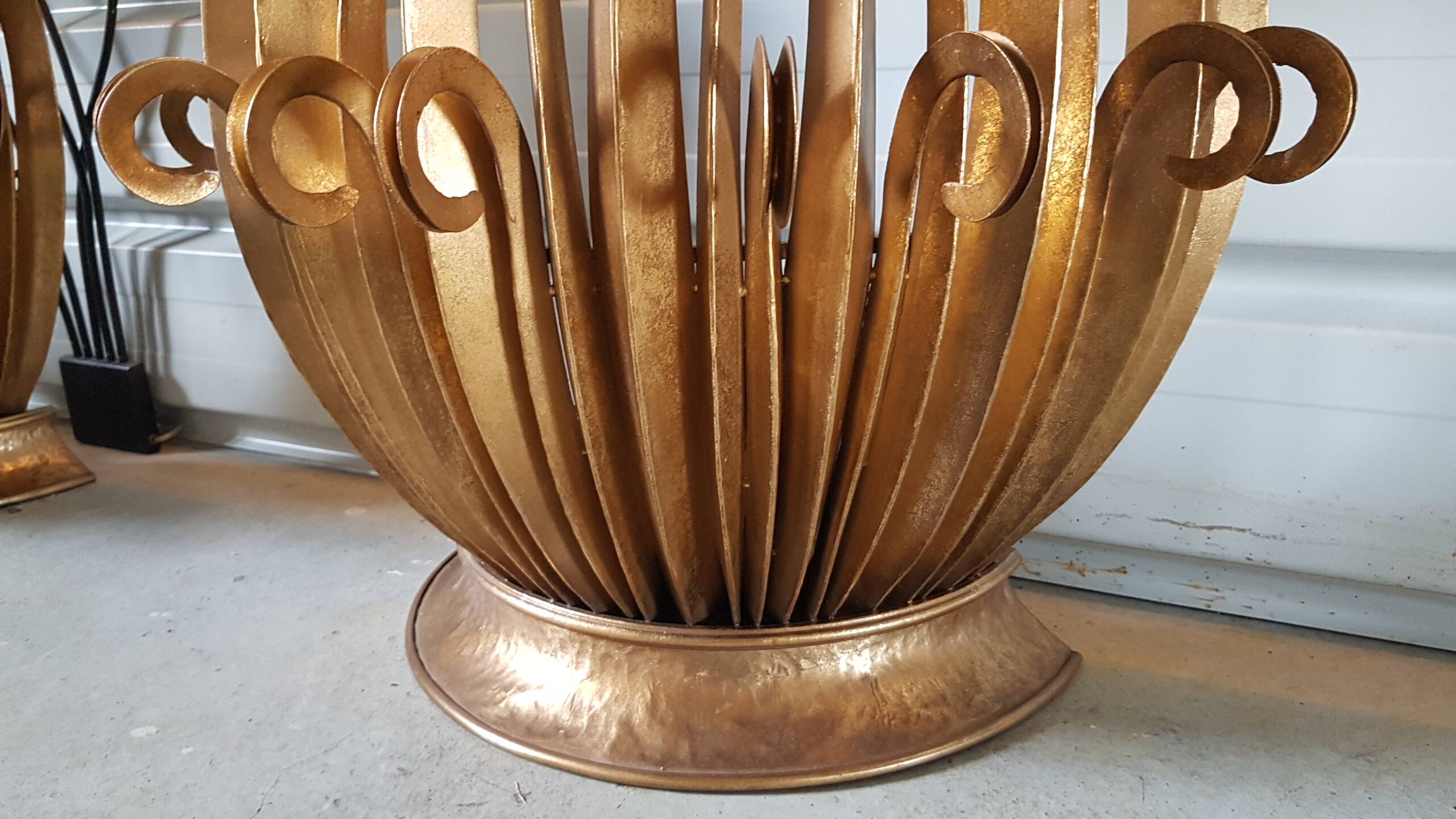 Paire de console aux fougeres
