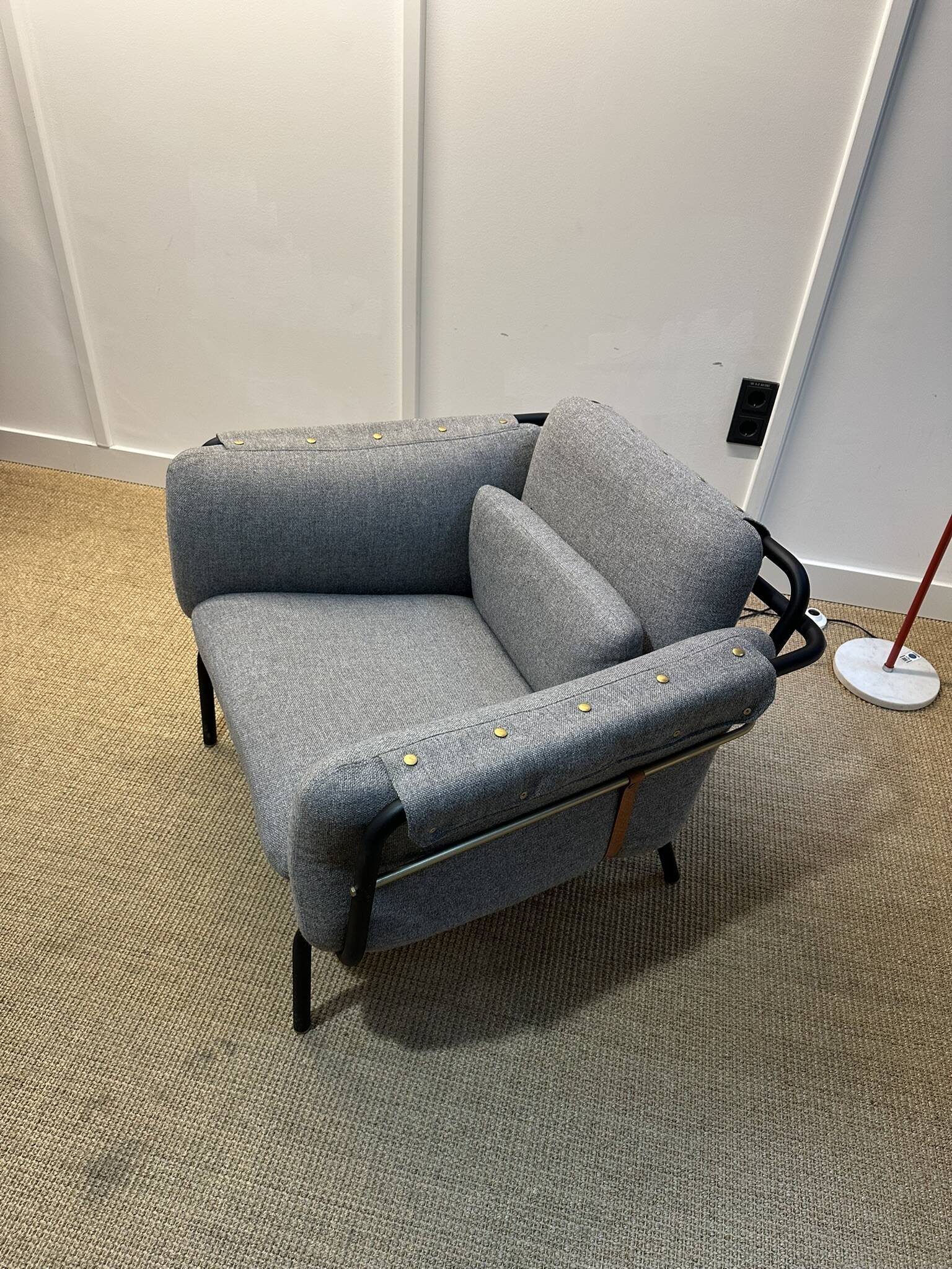 Stellar Works Valet Club Chair in Light Grey Premium Fabric