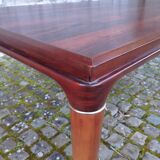 Table danoise en palissandre de Rio à allonges 1960