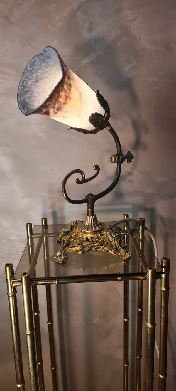 lampe  bronze style napoleon lll  4 kg 36x27 cm tulipe type muller non signé