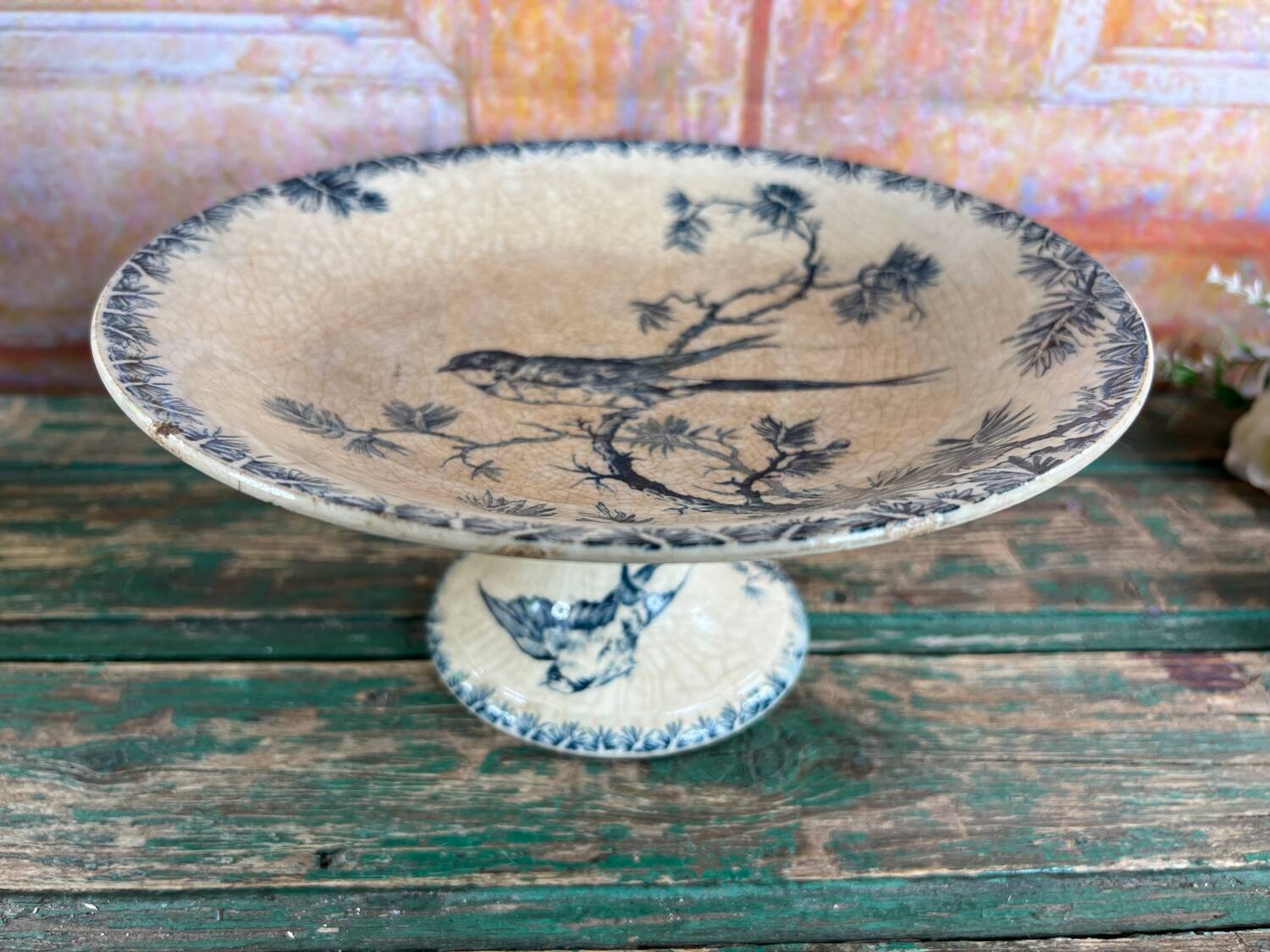 Gien bird-decorated footed cup