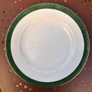 Round earthenware plate Digoin Sarreguemines Berry green with golden frieze.