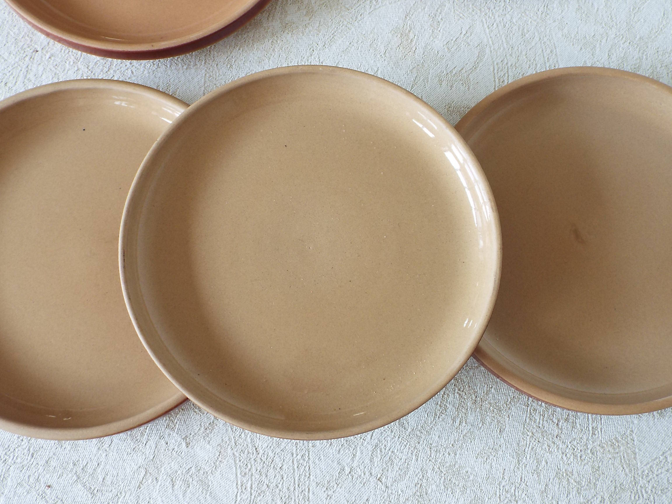 6 Gien stoneware dessert plates