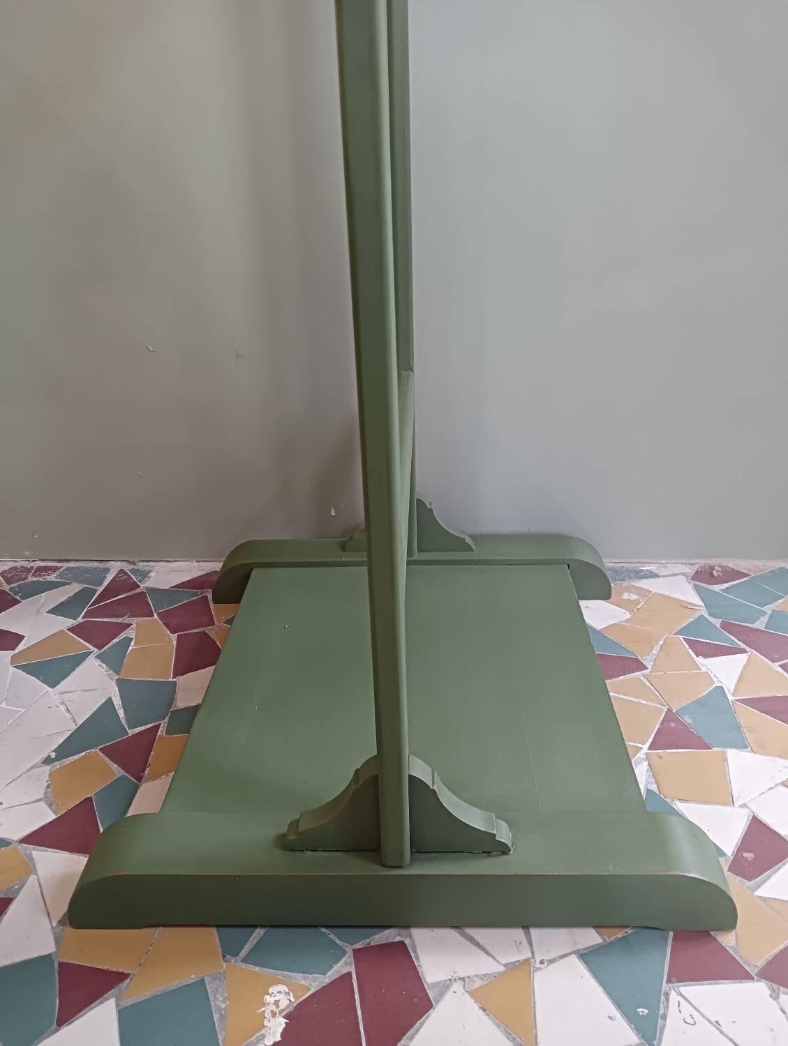Olive green valet