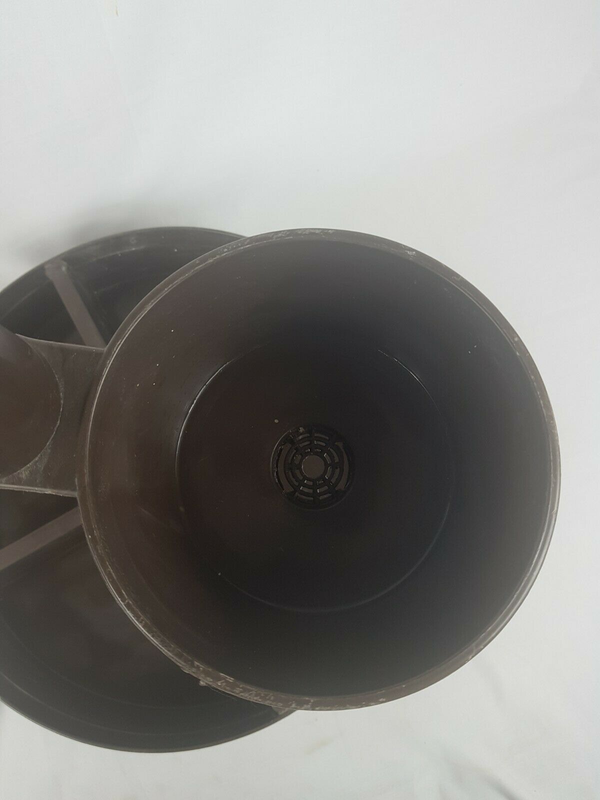 Porte-plantes, porte-pots en plastique marron design italien années 70