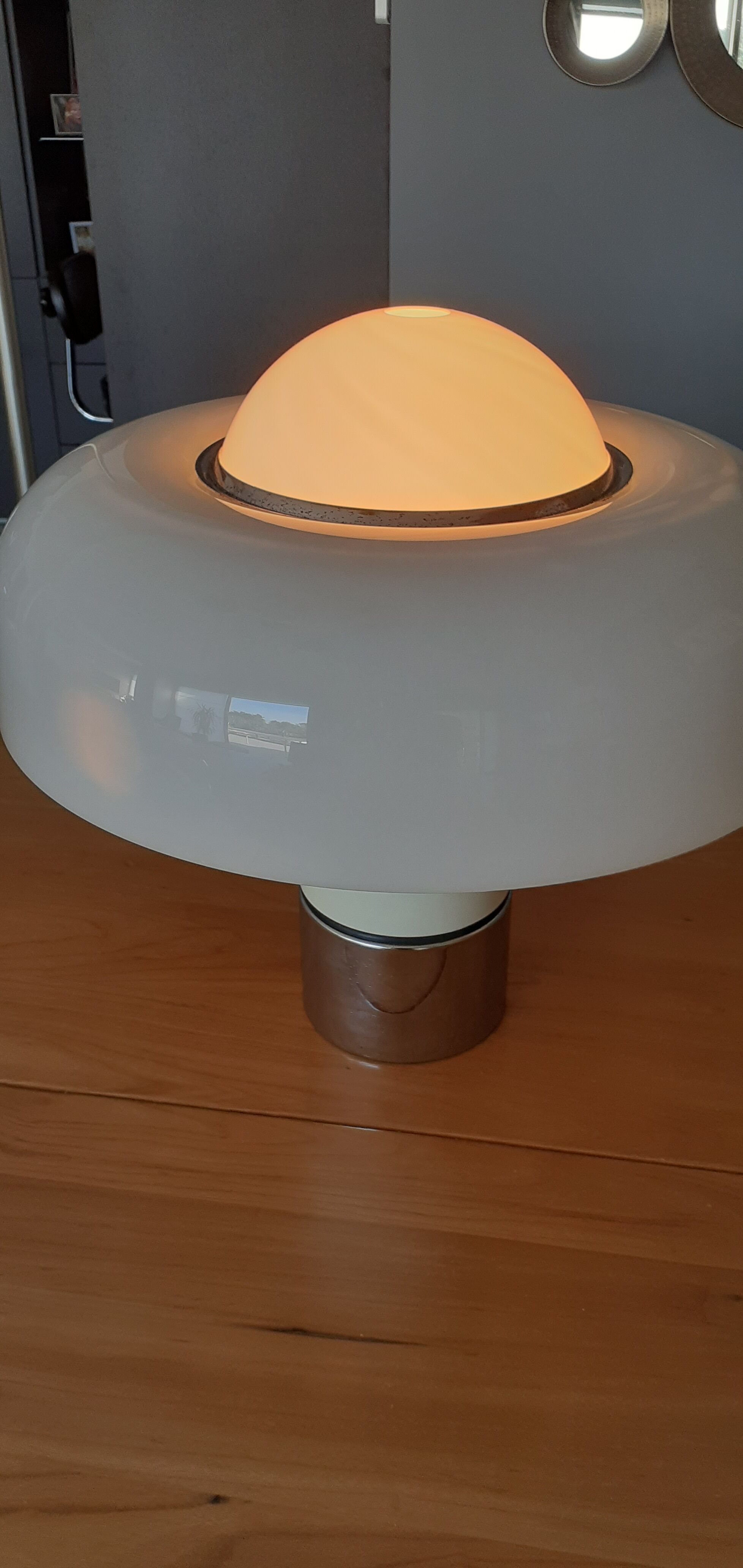 "brumbury" lamp 1969